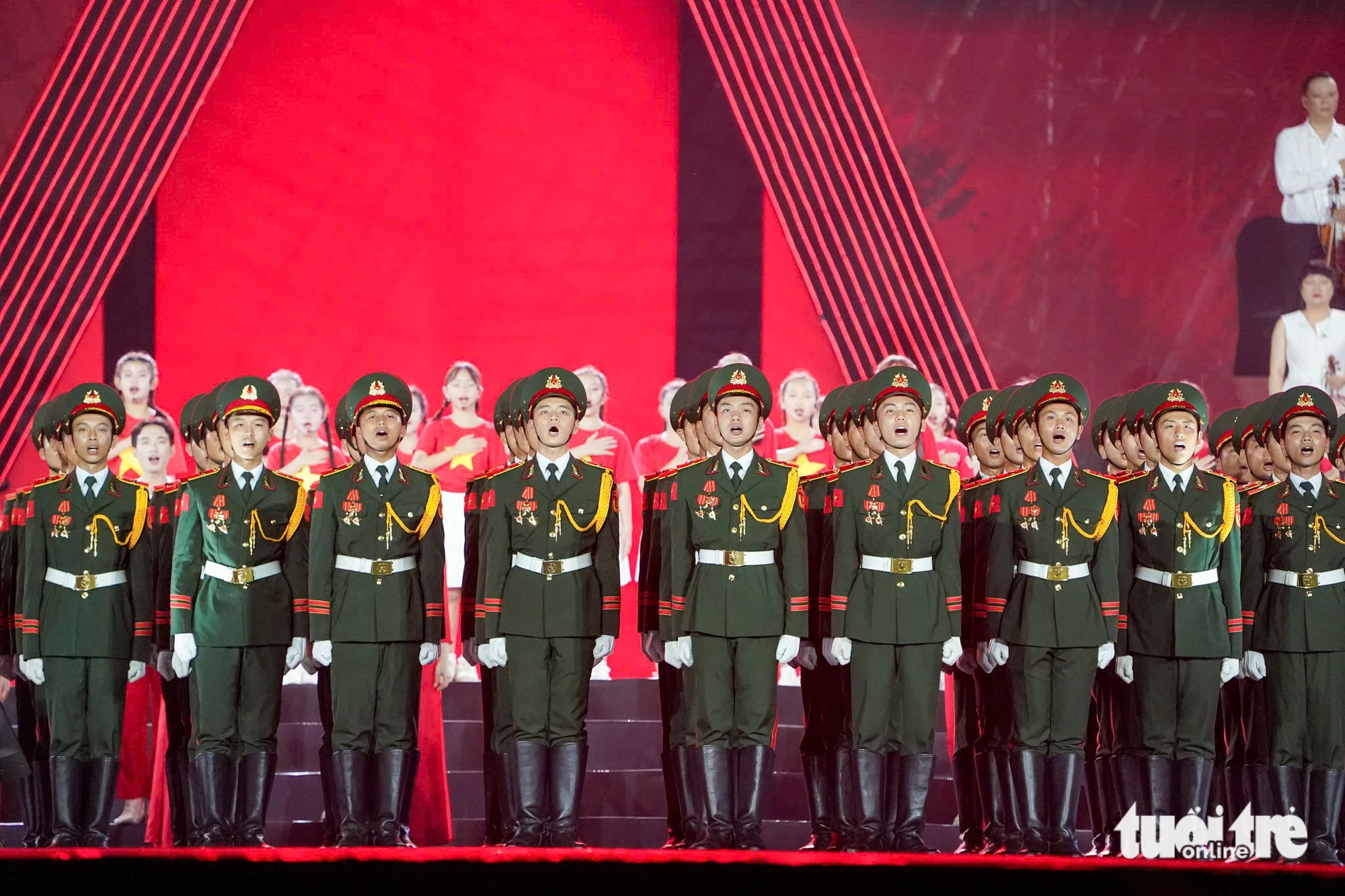 Những bài hát được yêu thích tại các 'concert quốc gia' dịp lễ 2-9