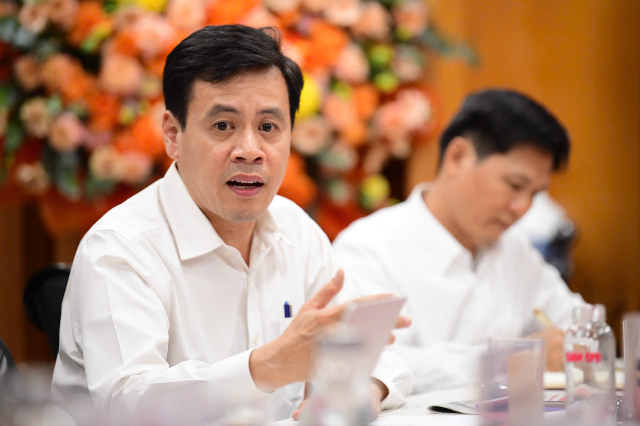 Debate no jornal Tuoi Tre: Abrindo caminho para o setor privado construir infraestrutura - Foto 3. kinh tế tư nhân - Ảnh 3.