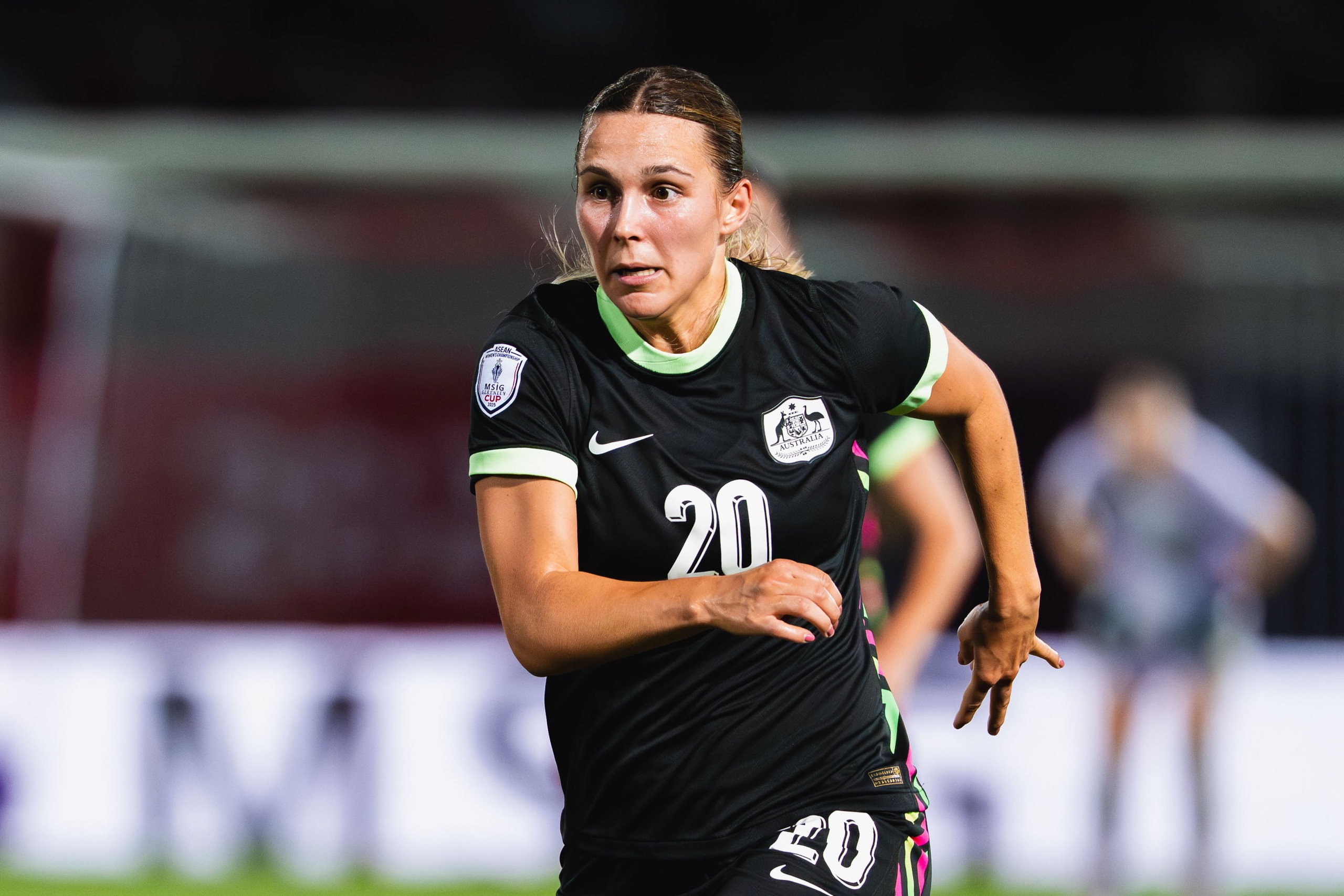 Cầu thủ U23 Úc nói gì về tuyển nữ Việt Nam sau trận bán kết? - Ảnh 1.