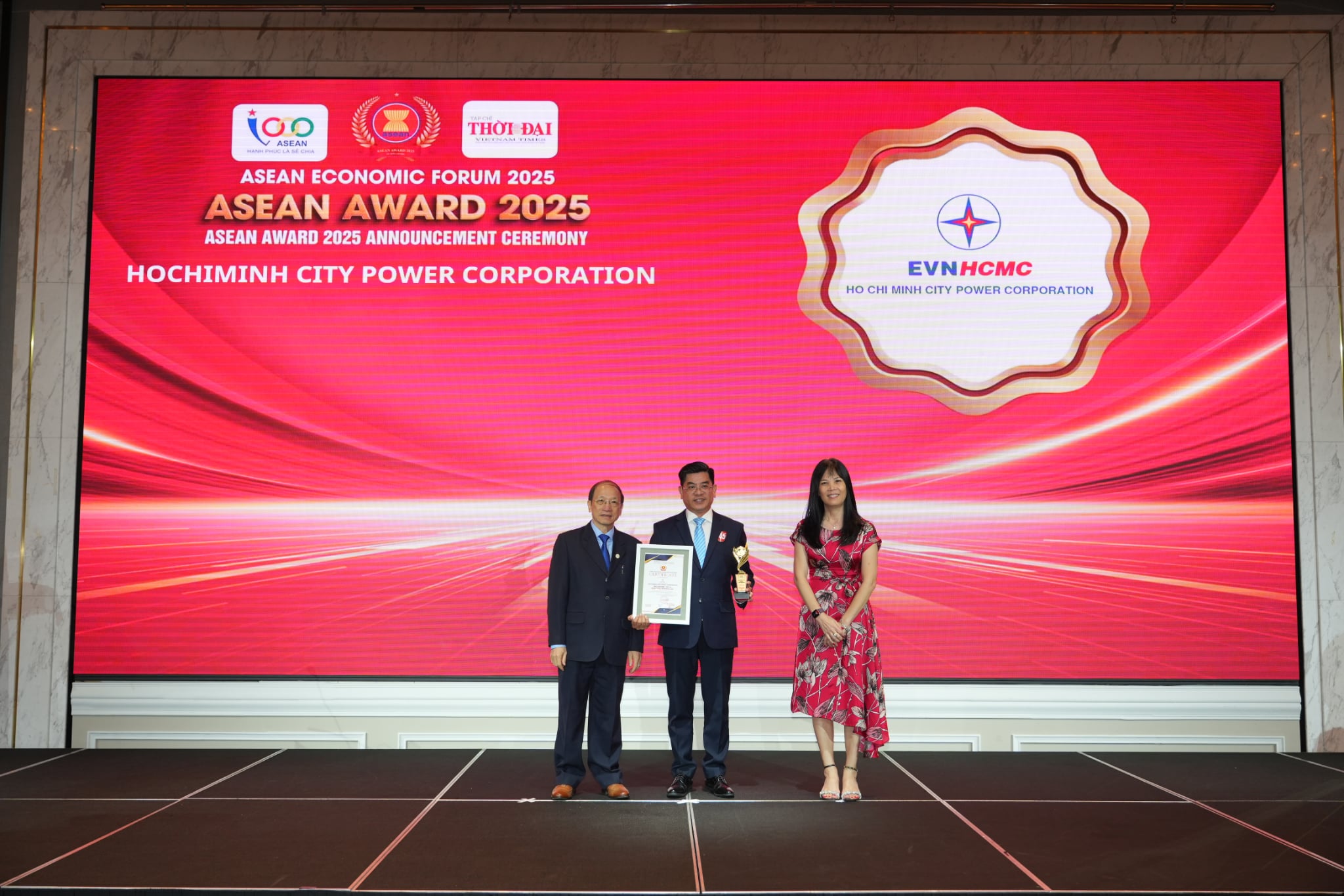Ngành điện lực TP.HCM tiếp tục khẳng định vị thế tại ASEAN Award 2025 - Ảnh 1.