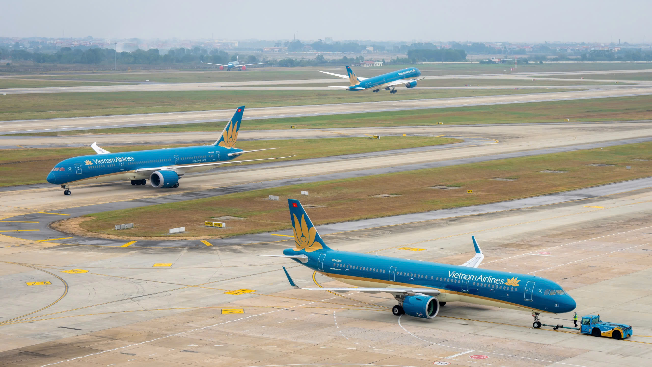 Vietnam Airlines thêm 100.000 ghế phục vụ khách dịp Quốc khánh - Ảnh 1.