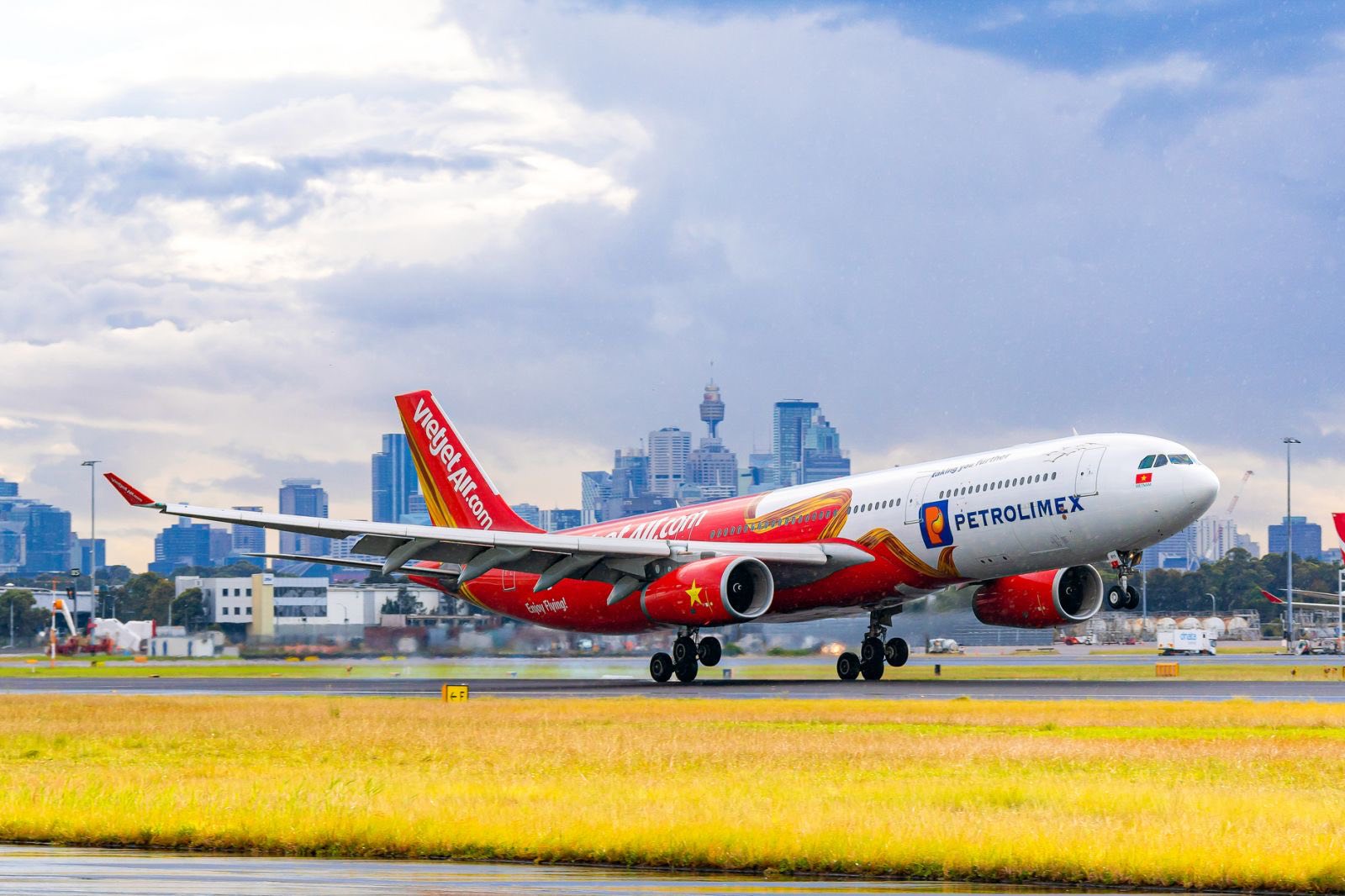 Vietjet - Ảnh 1.