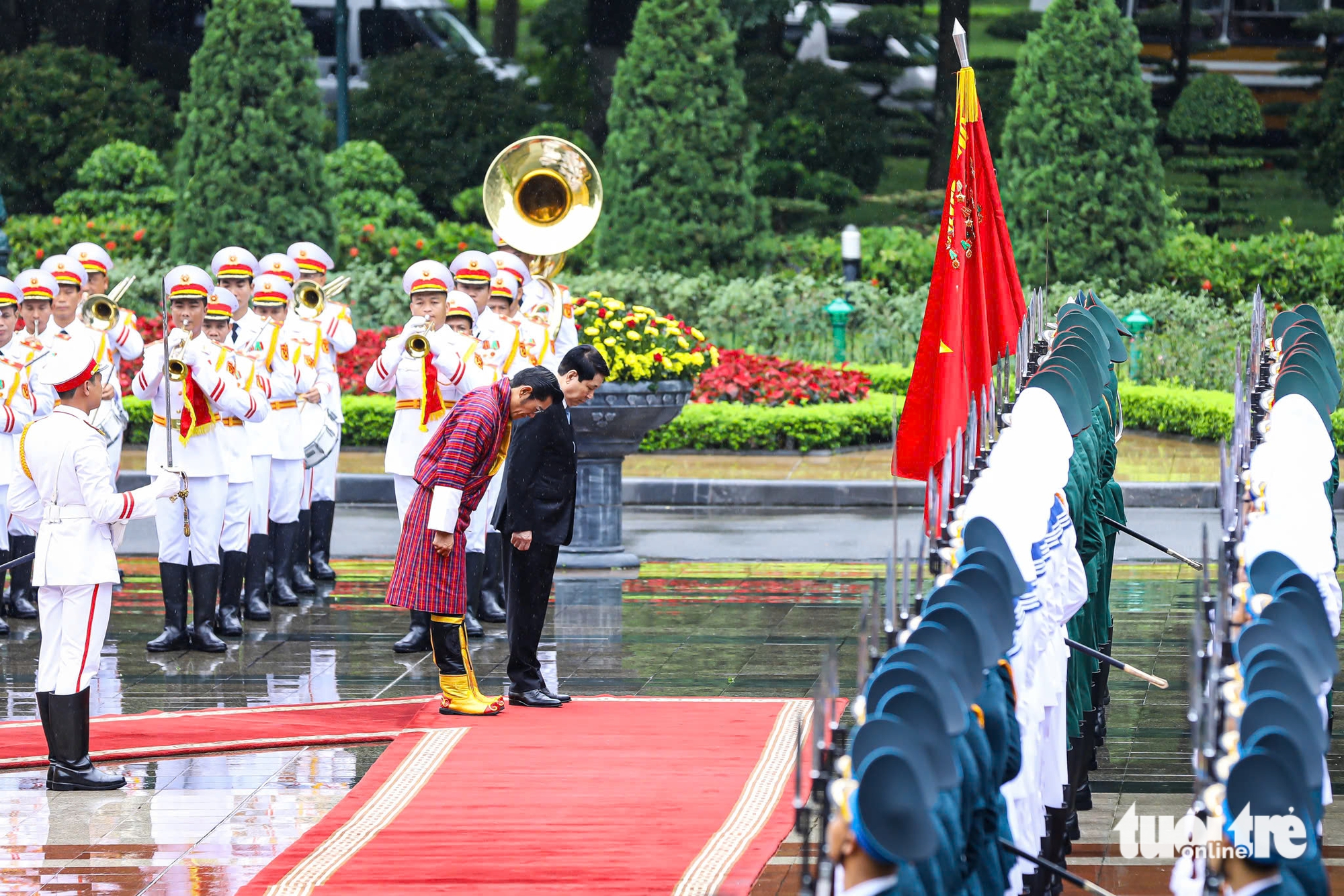 Chủ tịch nước Lương Cường đón Quốc vương Bhutan - Ảnh 4.