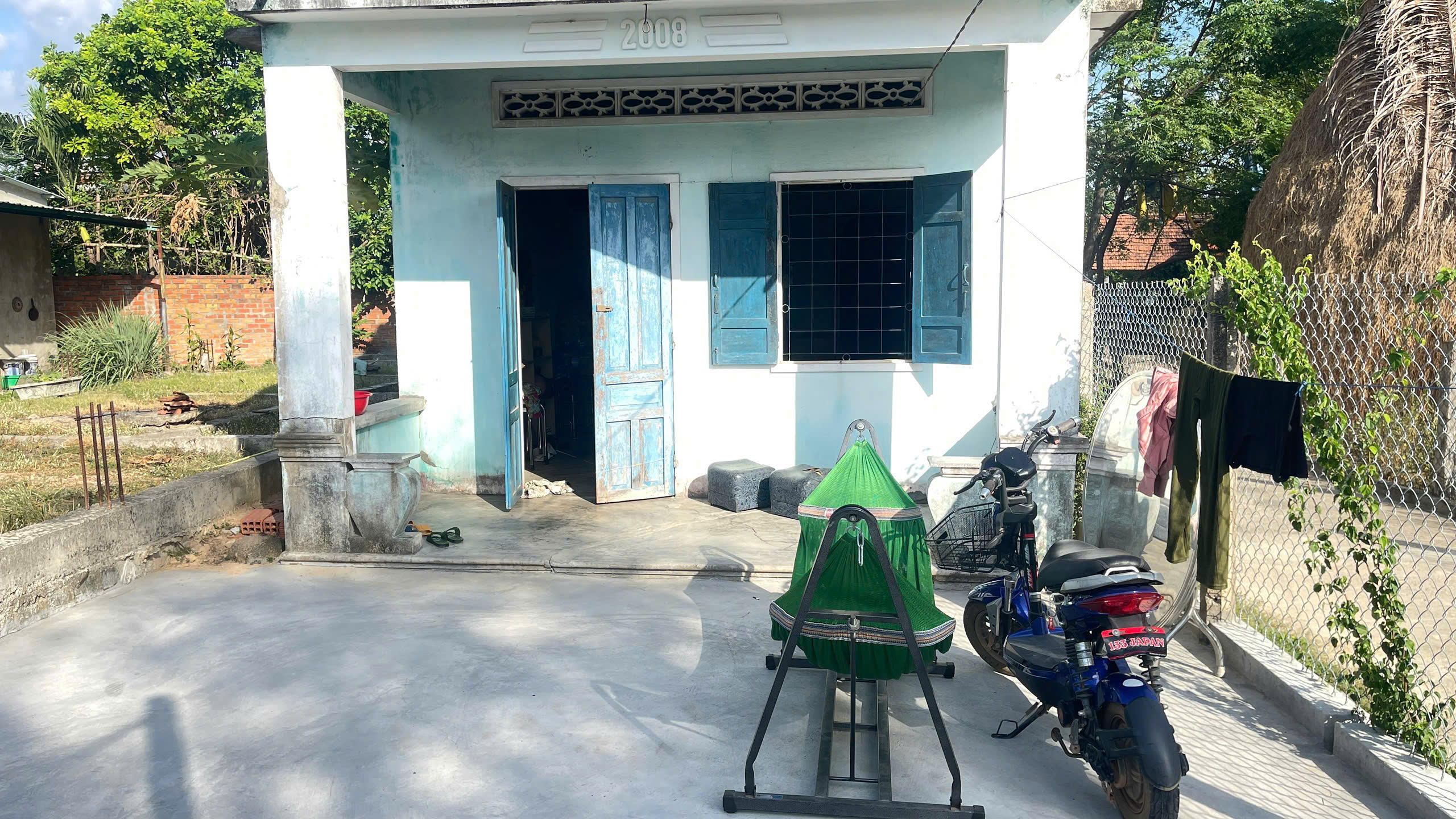 Một phụ nữ chết trong nhà với vết thương trên đầu- Ảnh 1. Một phụ nữ chết trong nhà với vết thương trên đầu - Ảnh 1.