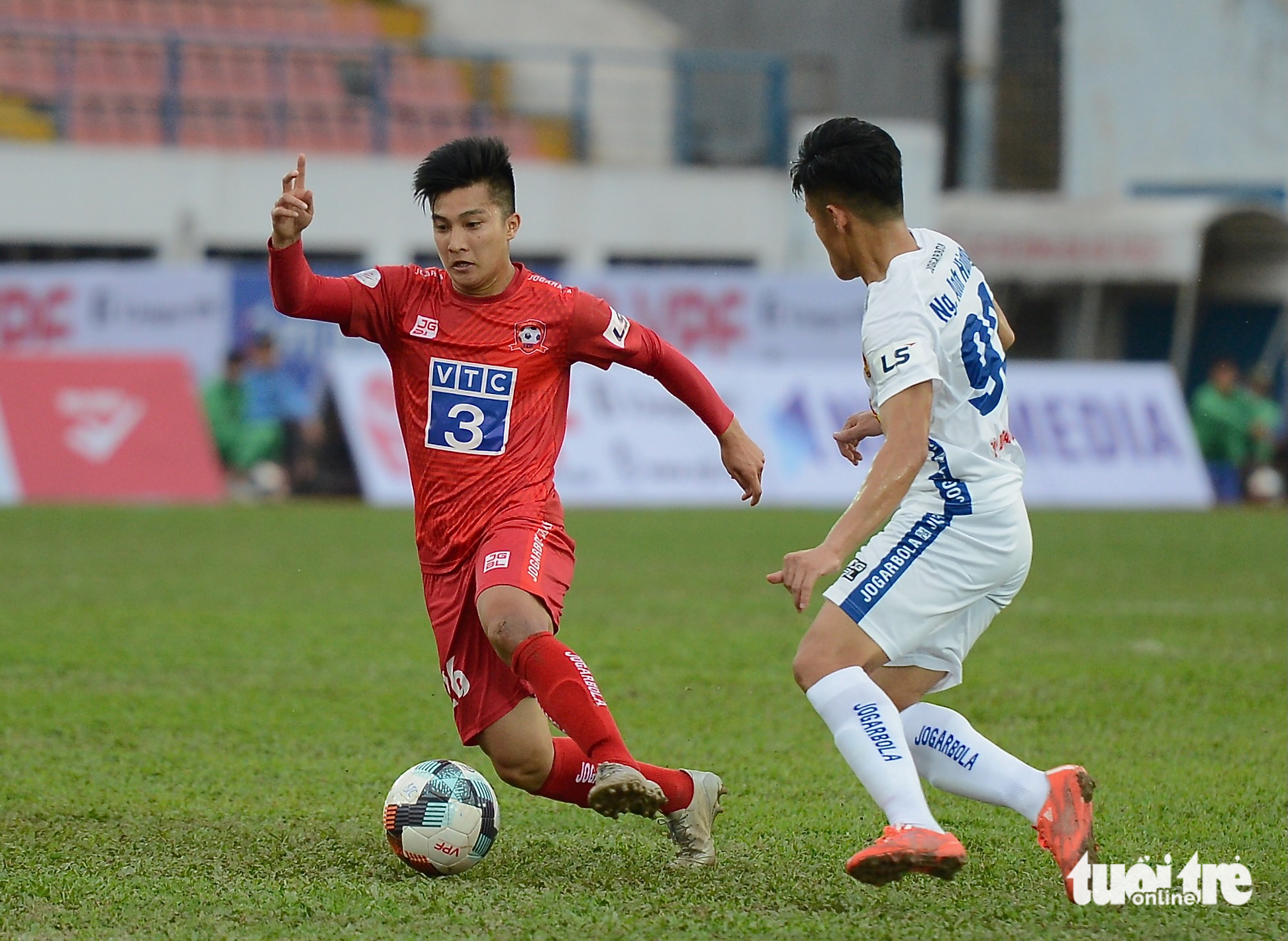 Cầu thủ Việt kiều Martin Lò bất ngờ giải nghệ - Ảnh 2.