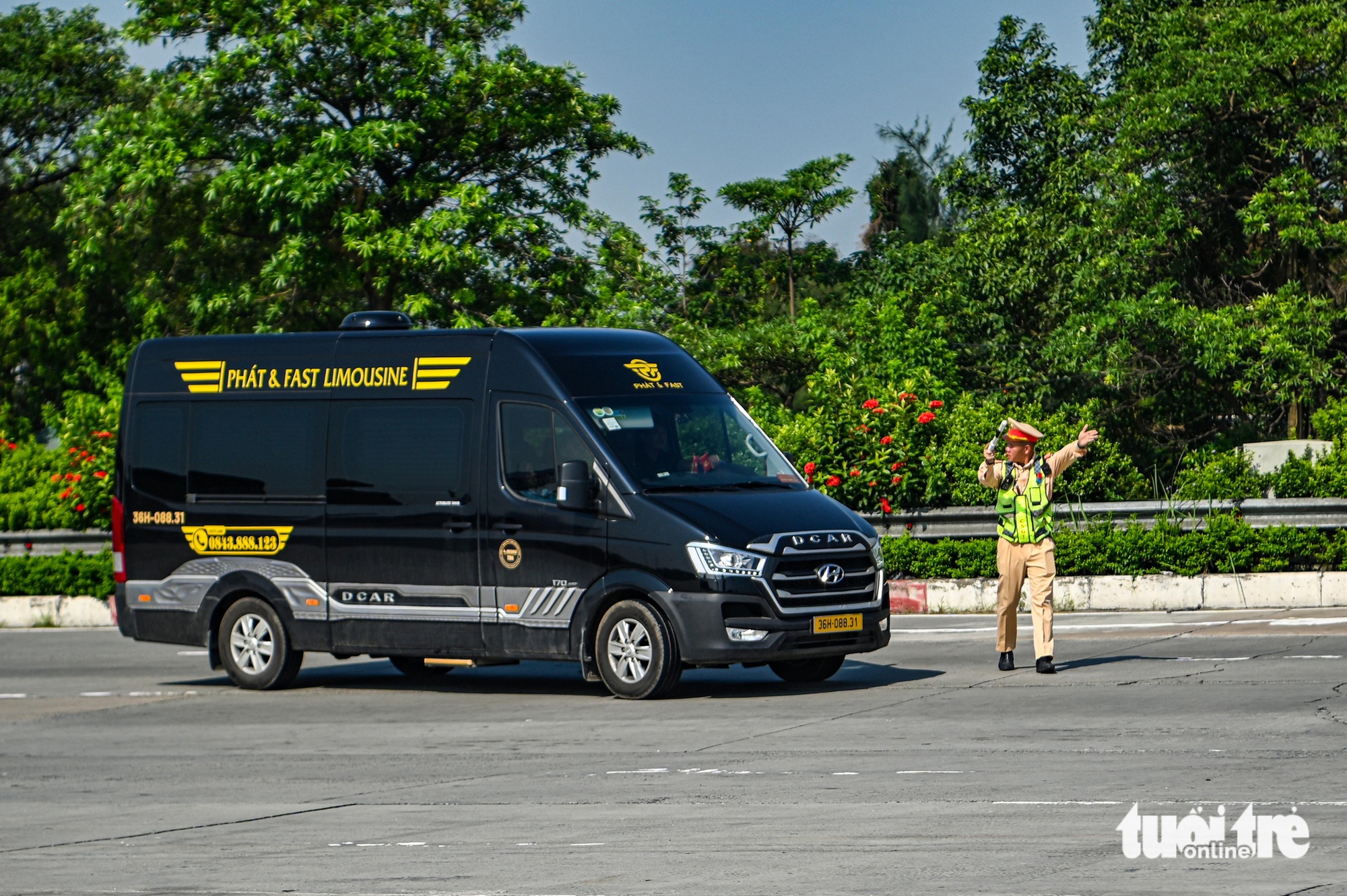 xe kinh doanh vận tải - Ảnh 7.