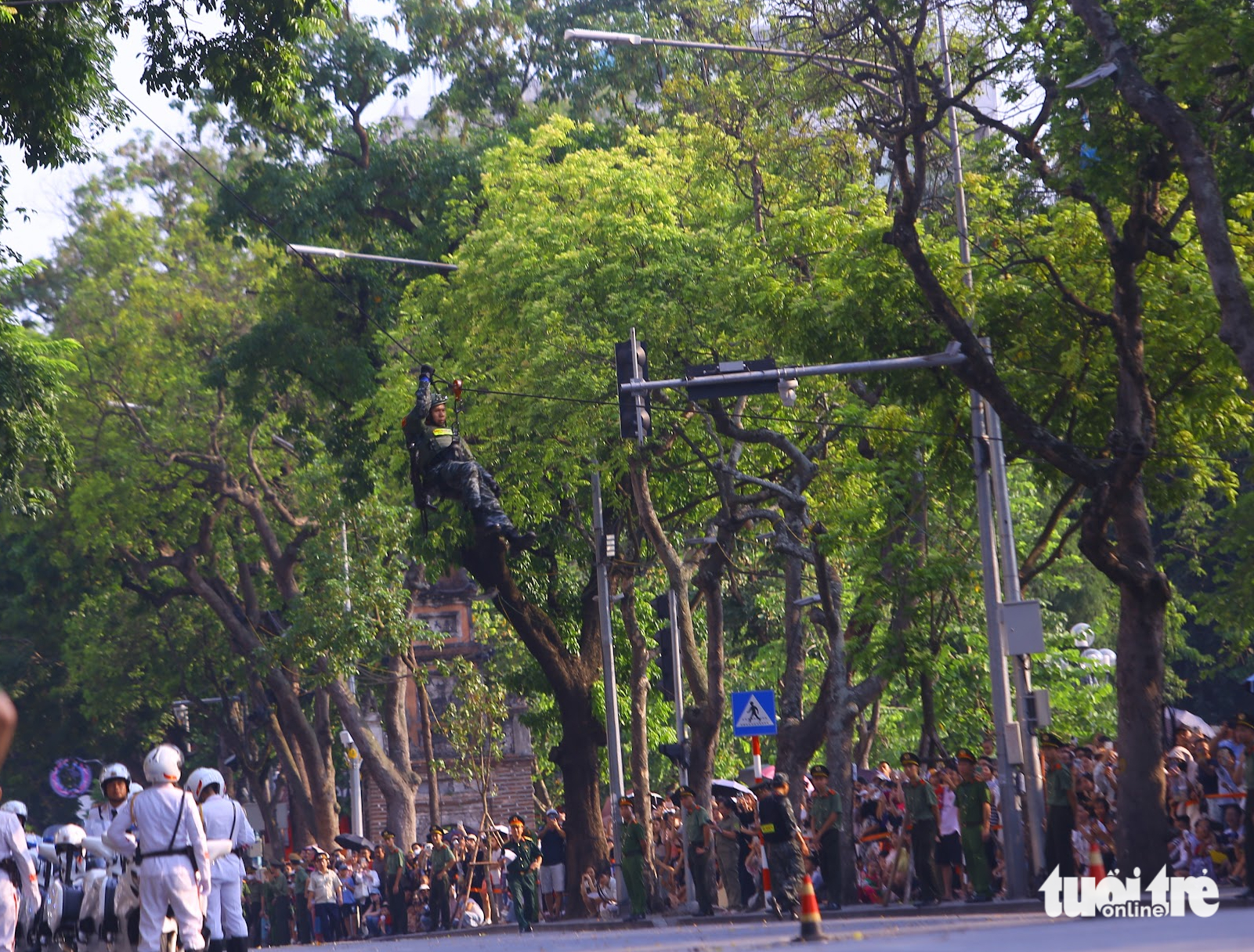 cảnh vệ - Ảnh 11.