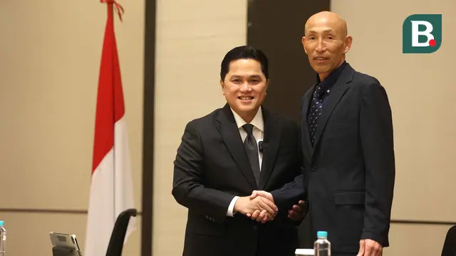 Indonesia tìm HLV biết tiếng Anh để 'chiều lòng' dàn cầu thủ nhập tịch - Ảnh 1.