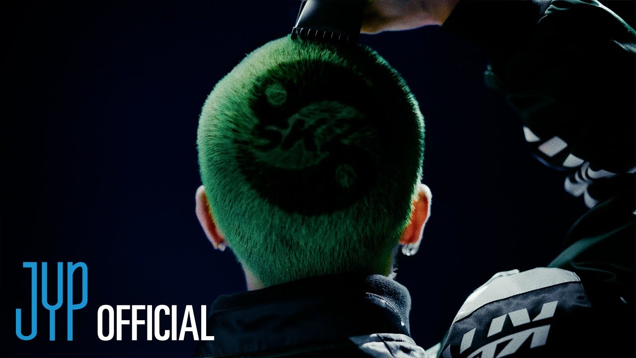 TWICE phát hành ca khúc mới, Stray Kids tung teaser cho ca khúc chủ đề - Ảnh 4.