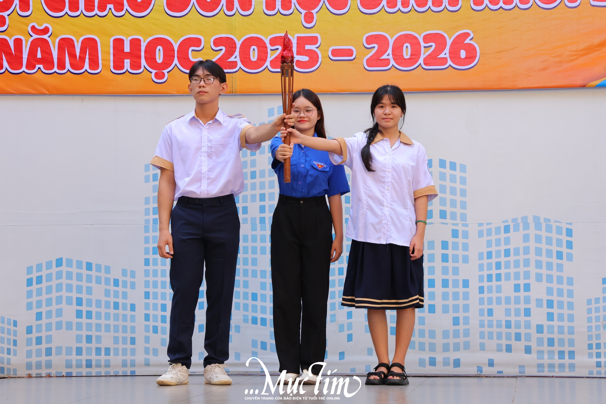Hành trình mới đầy hứa hẹn của học sinh khối 10 Trường THPT Dương Văn Thì- Ảnh 3.
