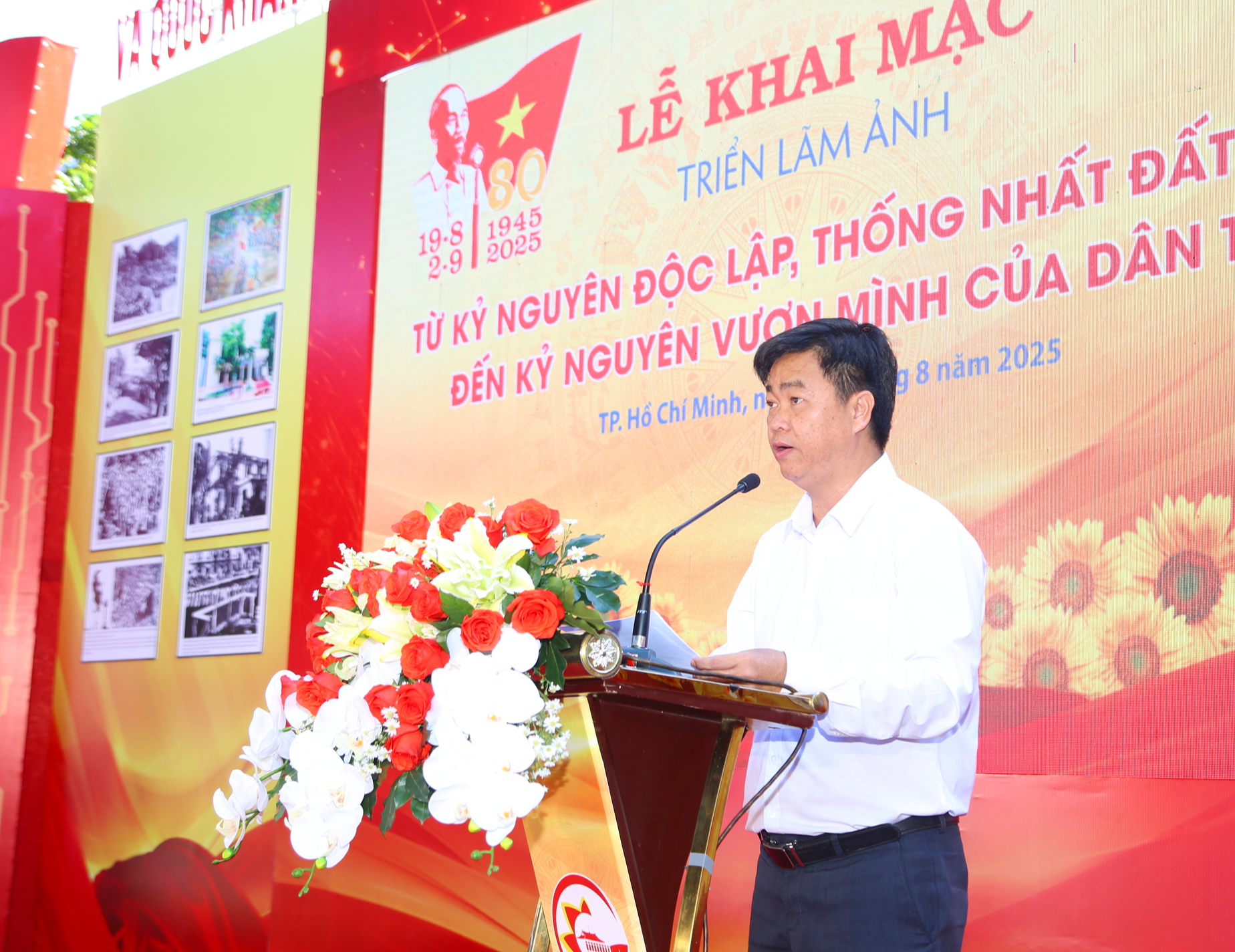 Triển lãm ảnh mừng Quốc khánh 2-9 khai mạc ở Vũng Tàu - Ảnh 1. triển lãm ảnh - Ảnh 1.