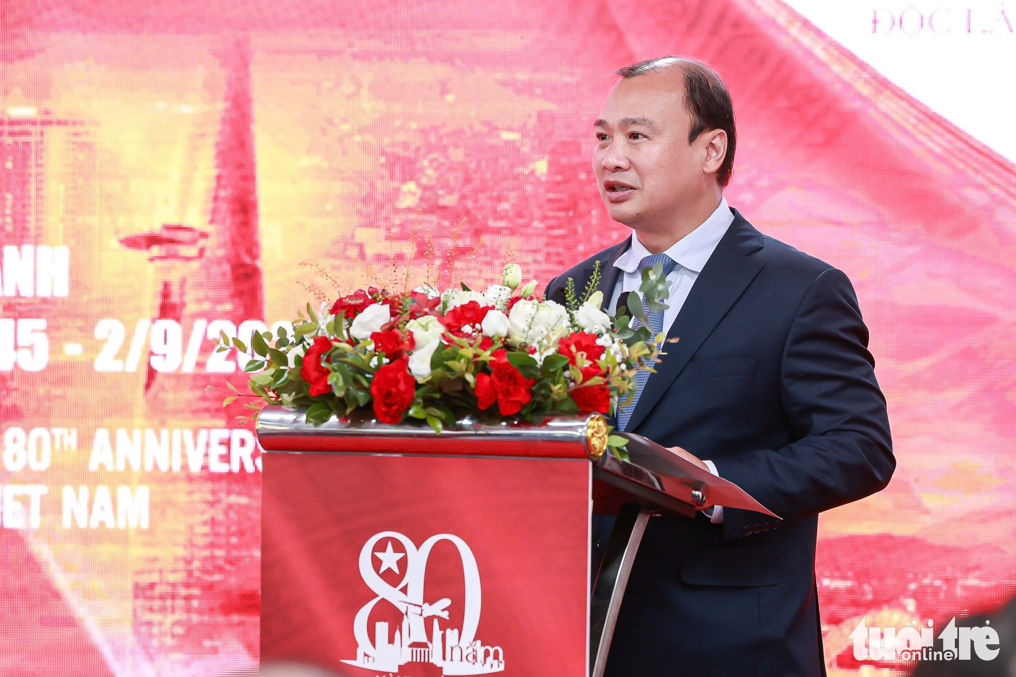 ជាលើកដំបូងជនជាតិវៀតណាមនៅឯក្រៅប្រទេសបានចូលរួមដង្ហែក្នុងពិធីអបអរសាទរទិវាបុណ្យជាតិក្នុងរយៈពេល ៨០ ឆ្នាំ - រូបថត ៦. Lễ kỷ niệm mừng Quốc khánh 2-9 có khối kiều bào, có đại diện quân đội 4 nước khách mời tham gia - Ảnh 6.