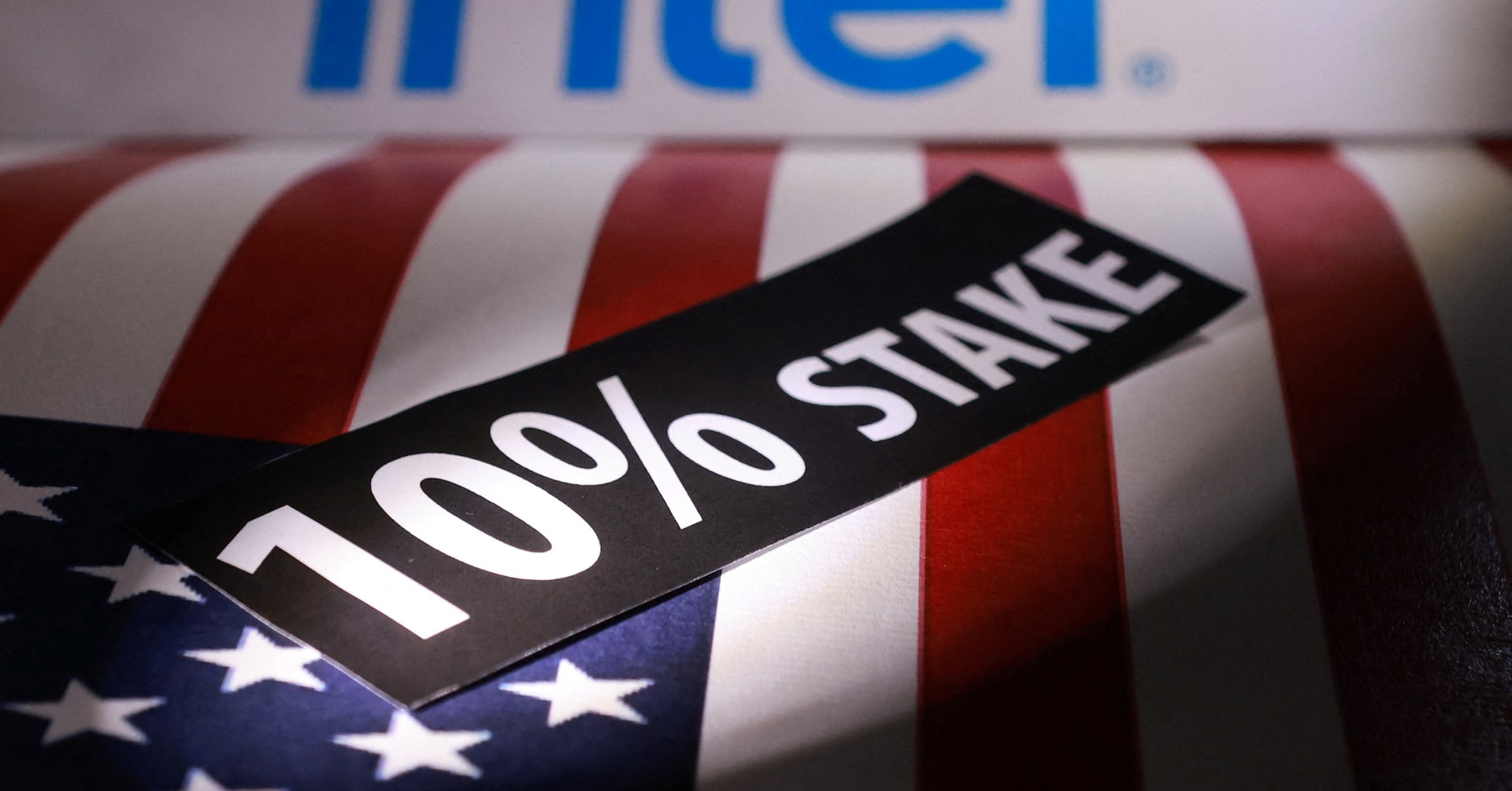 Intel amends CHIPS Act deal with US Commerce Department, gets $5.7bn early - Ảnh 2.