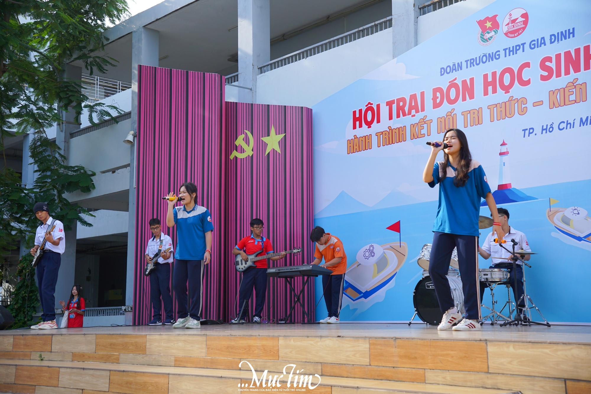 Teen lớp 10 Trường THPT Gia Định tạo 'phép màu' trong ngày hội trại đáng nhớ- Ảnh 4.
