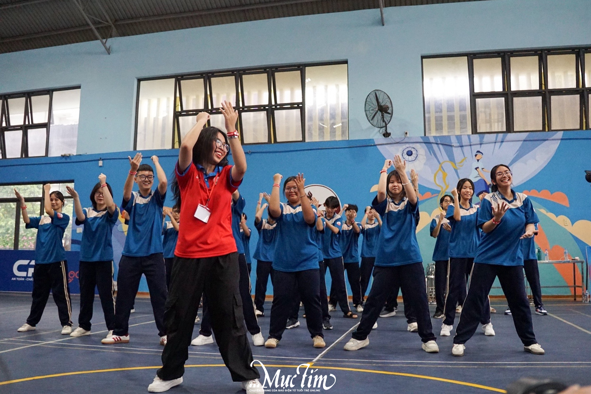 Teen lớp 10 Trường THPT Gia Định tạo 'phép màu' trong ngày hội trại đáng nhớ- Ảnh 16.