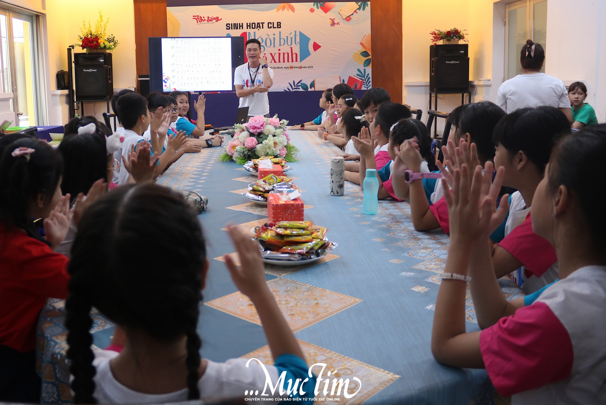 CLB Ngòi bút nhỏ xinh "chốt sổ" hè rực rỡ, sẵn sàng cho năm học mới - Ảnh 2.