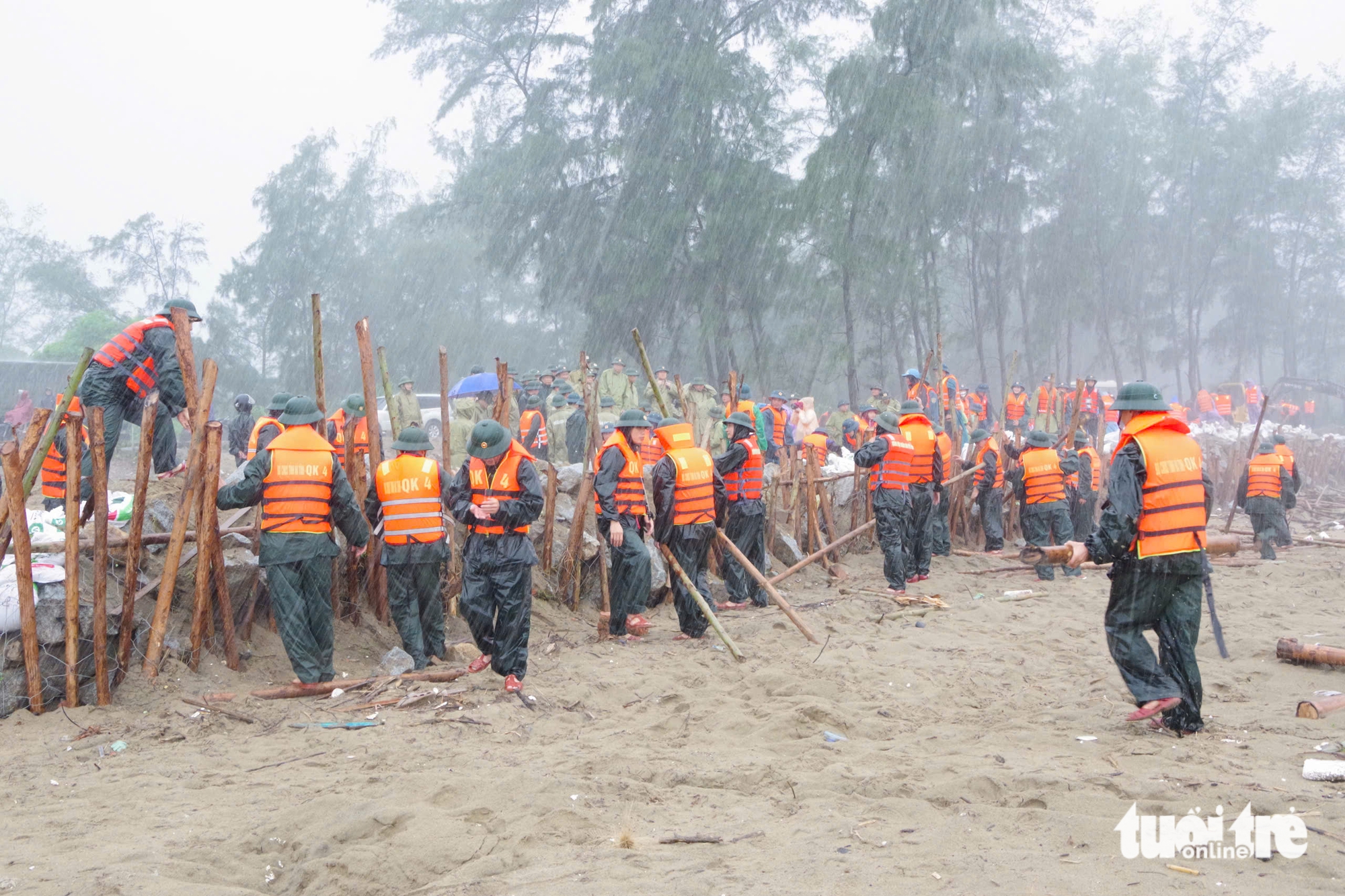 Storm Kajiki nears central Vietnam, nearly 30,000 residents evacuated- Ảnh 7. Storm Kajiki nears central Vietnam, nearly 30,000 residents evacuated- Ảnh 7.