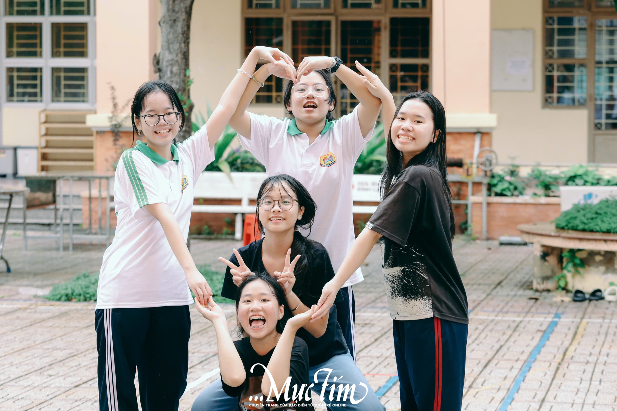 Tân binh lớp 10 Trường THPT Nguyễn Chí Thanh ‘truy tìm kẻ đánh cắp dữ liệu’ tại hội trại giao lưu- Ảnh 16.