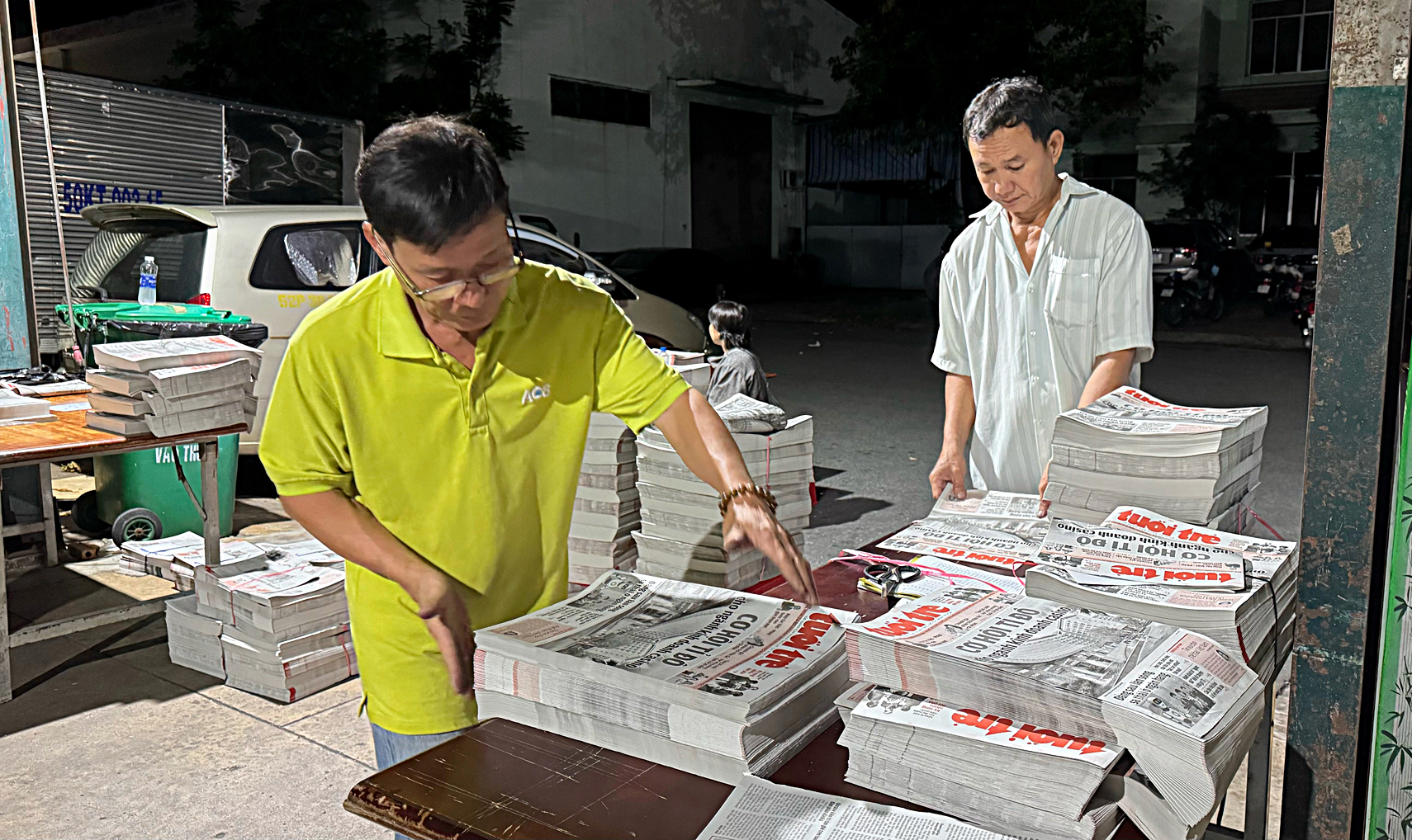 Những người lặng thầm đưa Tuổi Trẻ đến mọi nhà: Cả đời người gắn với Tuổi Trẻ - Ảnh 2. Tuổi Trẻ - Ảnh 2.