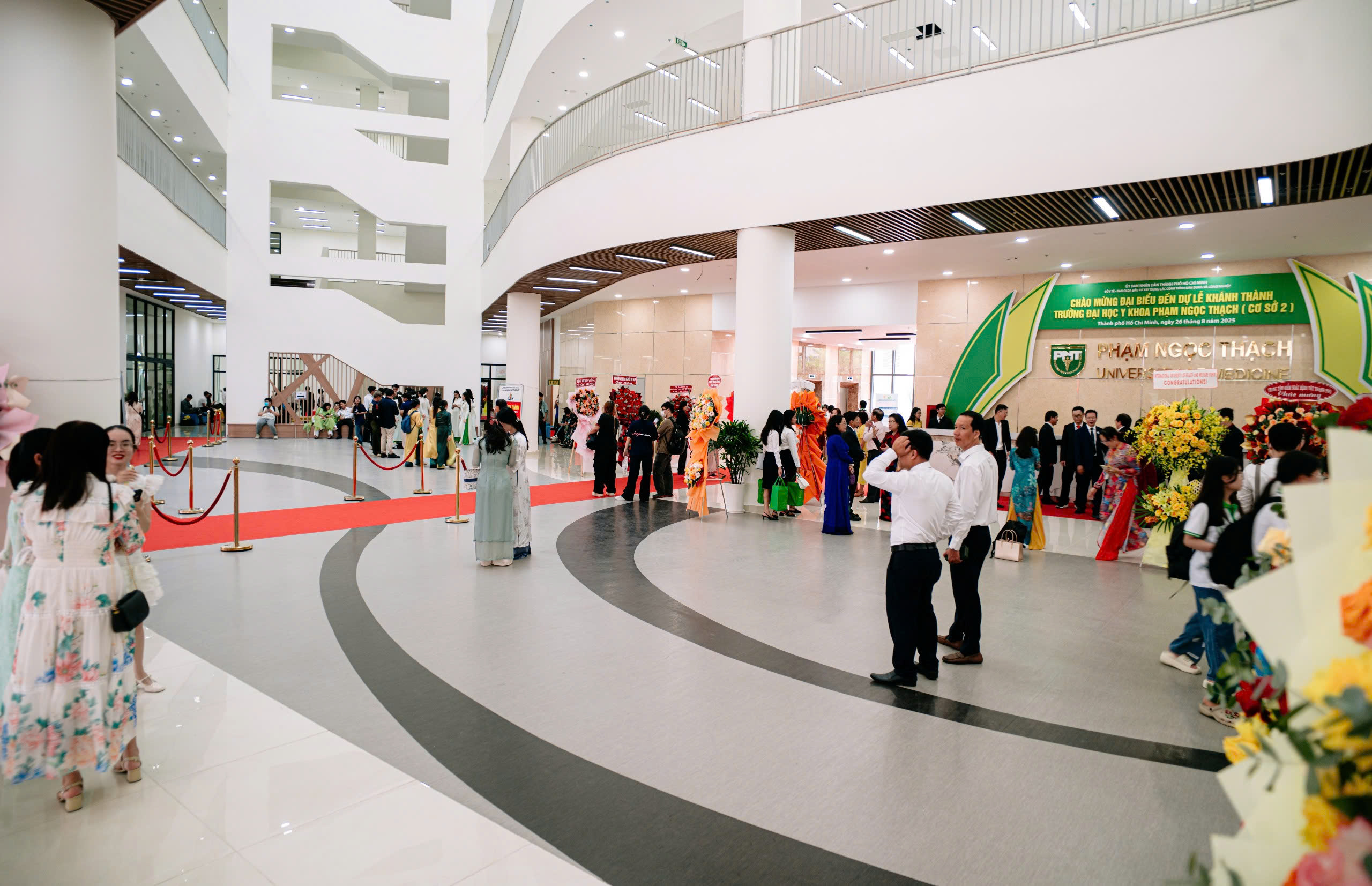 Đại học - Ảnh 7.