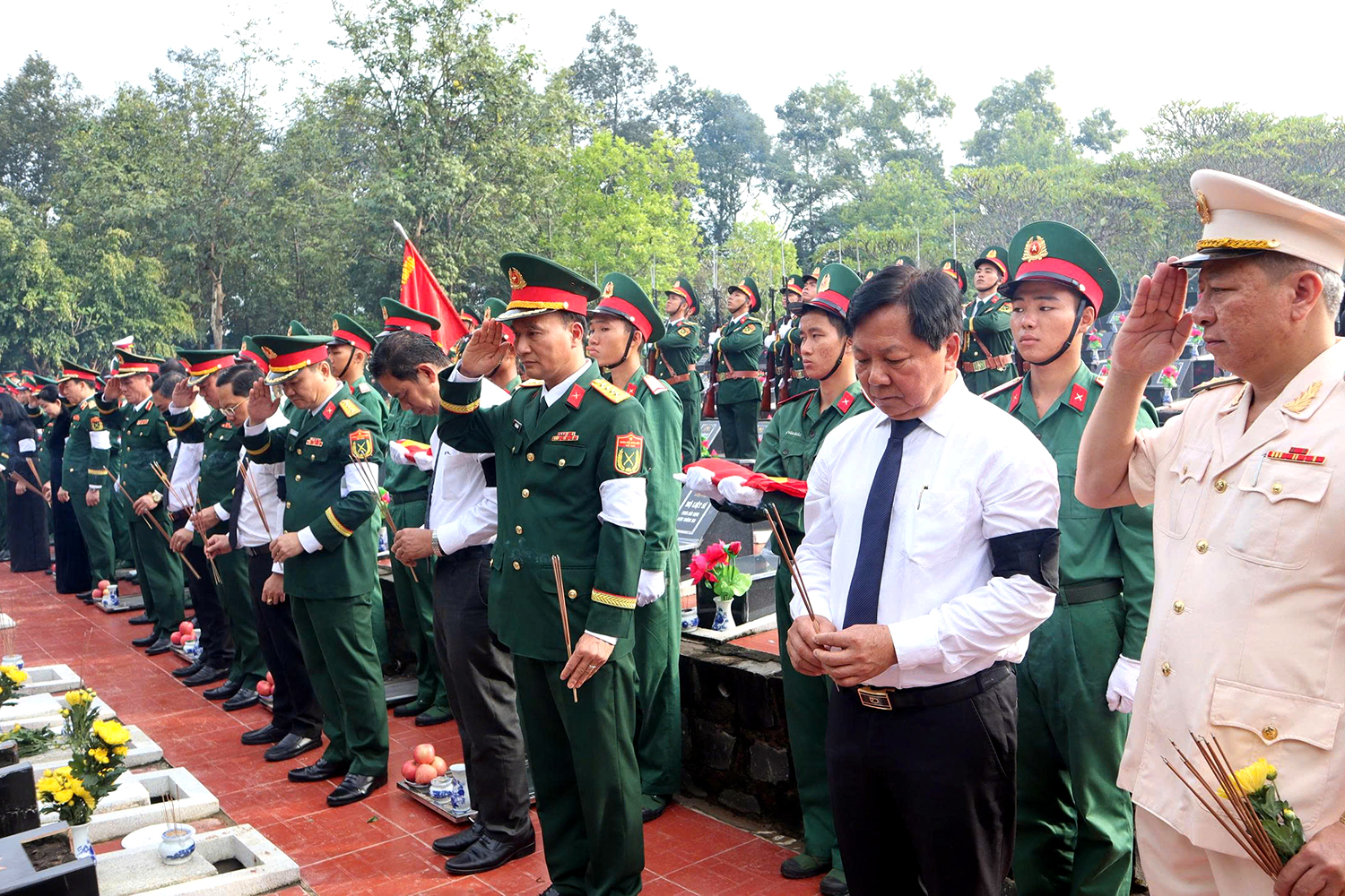 liệt sĩ - Ảnh 2.