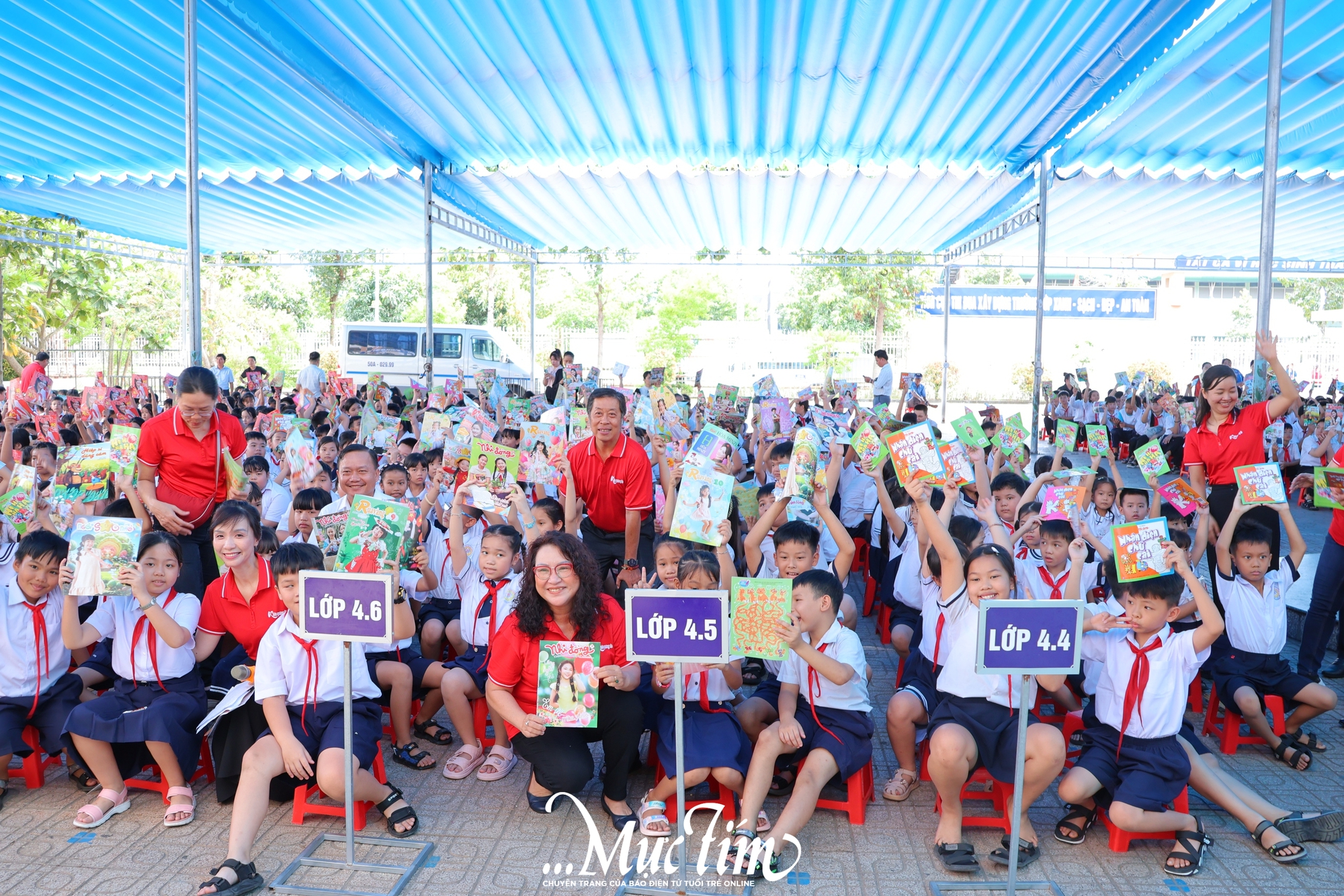 Tổng kết chương trình Sách báo trao tay - Điều hay sẽ đến: Tạm biệt mùa hè nhiều niềm vui!- Ảnh 1.