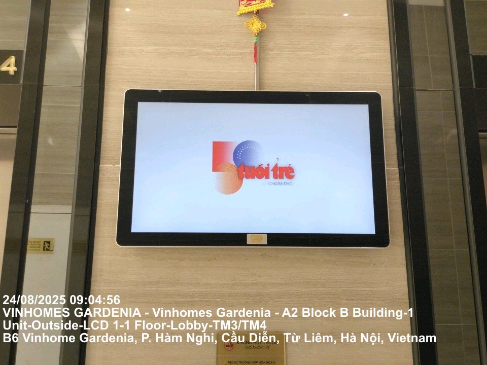 Logo kỷ niệm 50 năm thành lập báo Tuổi Trẻ có mặt ở các tòa nhà tại Hà Nội, TP.HCM, Đà Nẵng - Ảnh 10. báo Tuổi Trẻ - Ảnh 1.