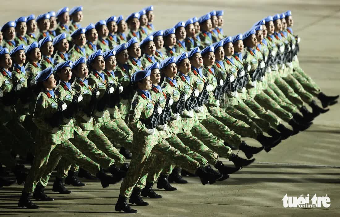 Vietnam showcases heavy military arsenal in state-level parade rehearsal- Ảnh 14. Vietnam showcases heavy military arsenal in state-level parade rehearsal- Ảnh 14.