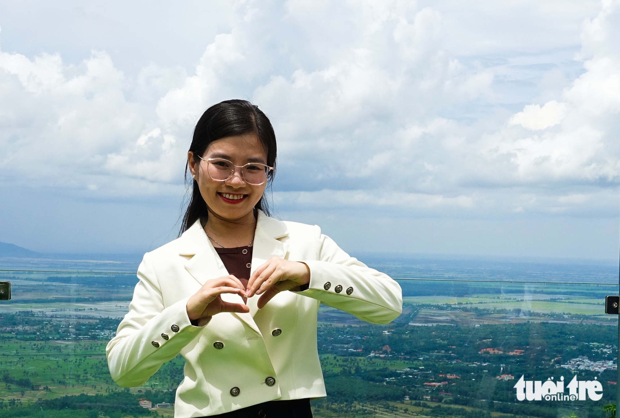 Làm sao khai thác tốt nhất tài nguyên du lịch núi Cấm, nơi được mệnh danh Đà Lạt miền Tây? - Ảnh 2.