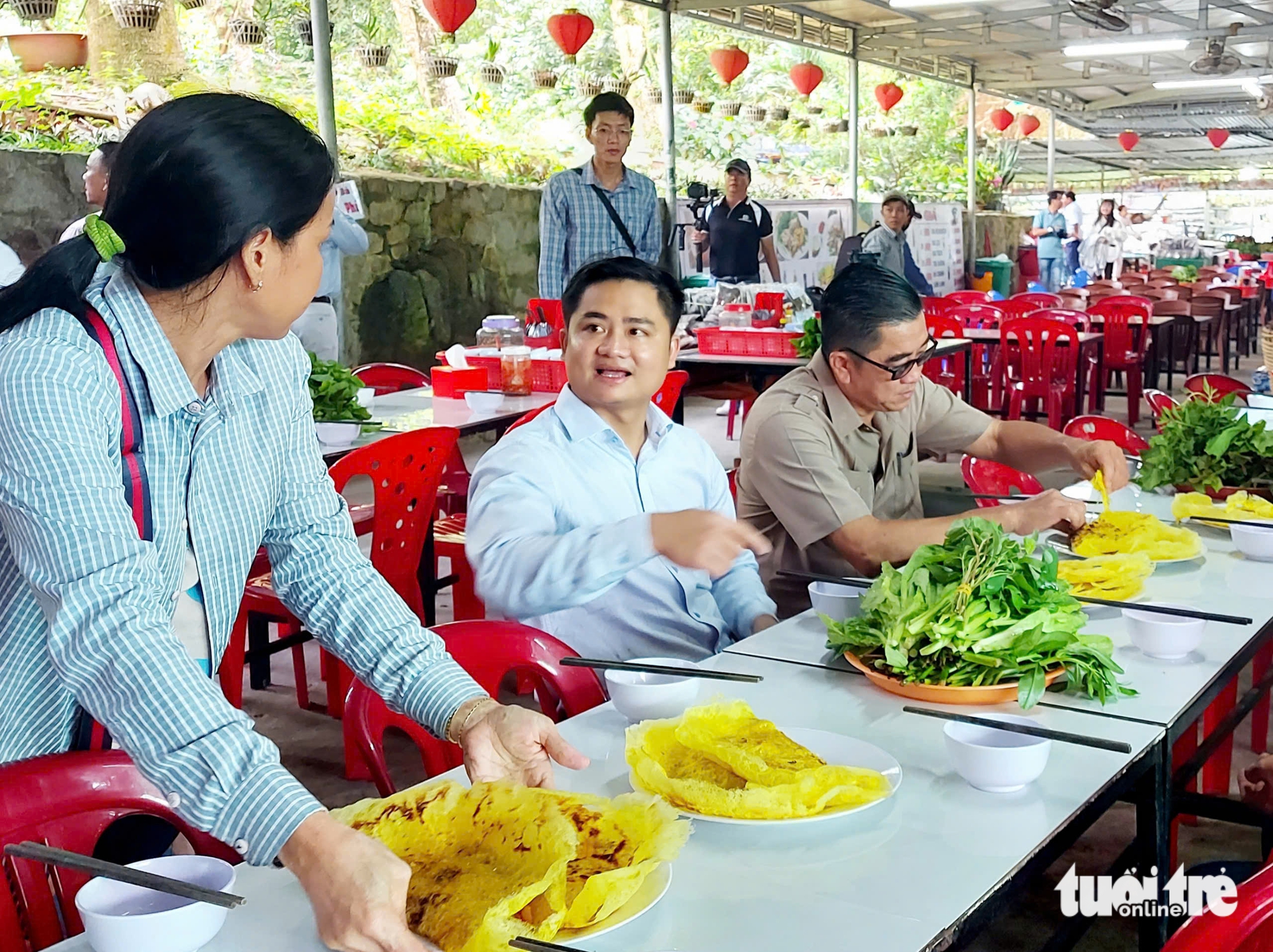 Núi Cấm - Ảnh 3.