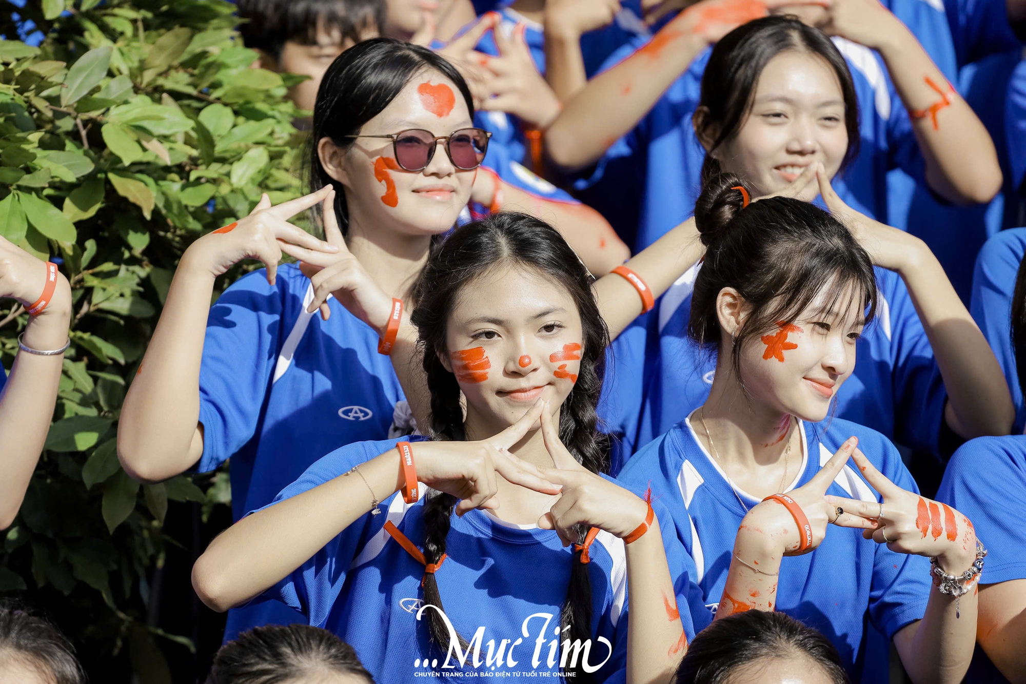 Học sinh Trường THPT Nguyễn Hữu Huân ‘chạm sóng’ tần số 2528Hz tại hội trại đón ‘tân binh’ - Ảnh 10.