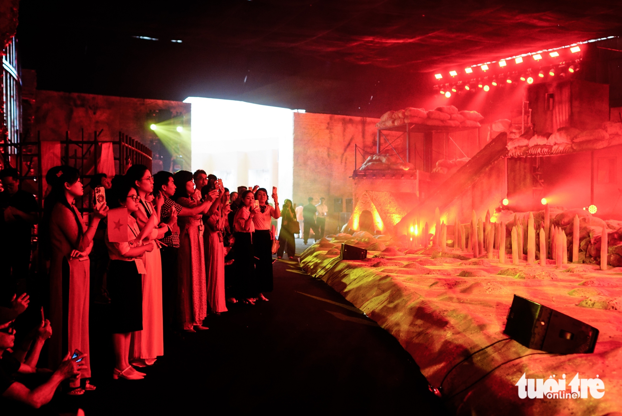 What is it about the journey 'Independence - Freedom - Happiness' that makes the audience cry? - Photo 4. độc lập - Ảnh 4.