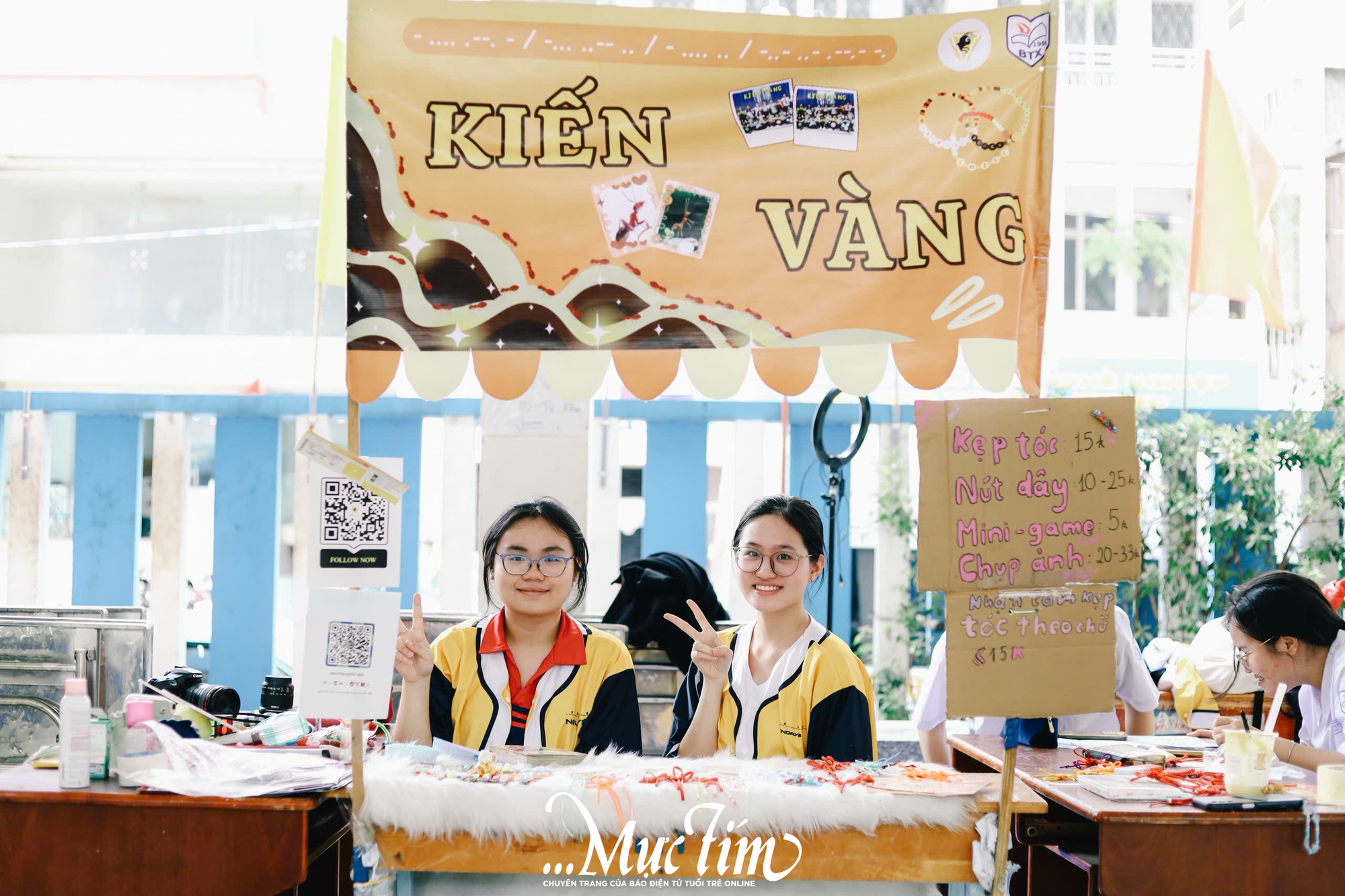 Teen Trường THPT Bùi Thị Xuân thiết kế ‘triều đại Sapphire’ chào đón ‘tân binh’ - Ảnh 27.