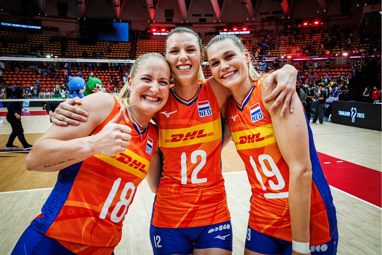 bóng chuyền nữ - Ảnh 2.