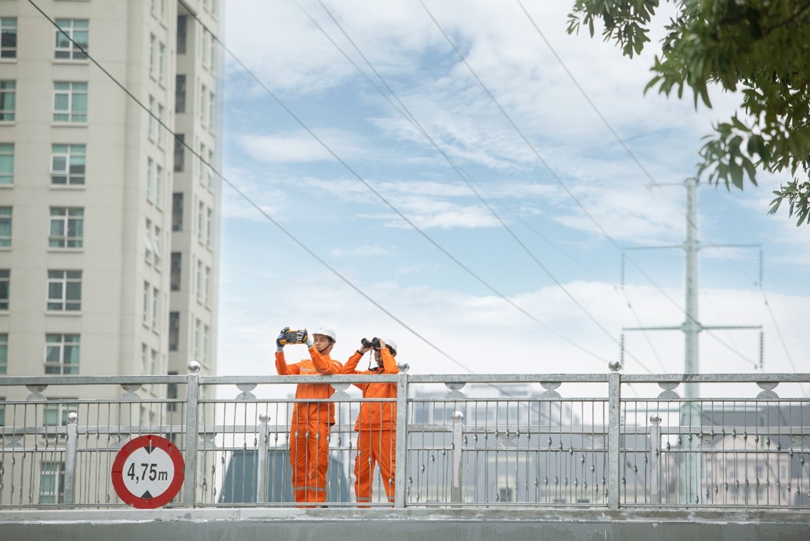 Ngành điện Thủ đô: Từng có nơi thiếu điện đến hệ sinh thái đa kênh, hiện đại - Ảnh 3. hệ thống điện - Ảnh 3.