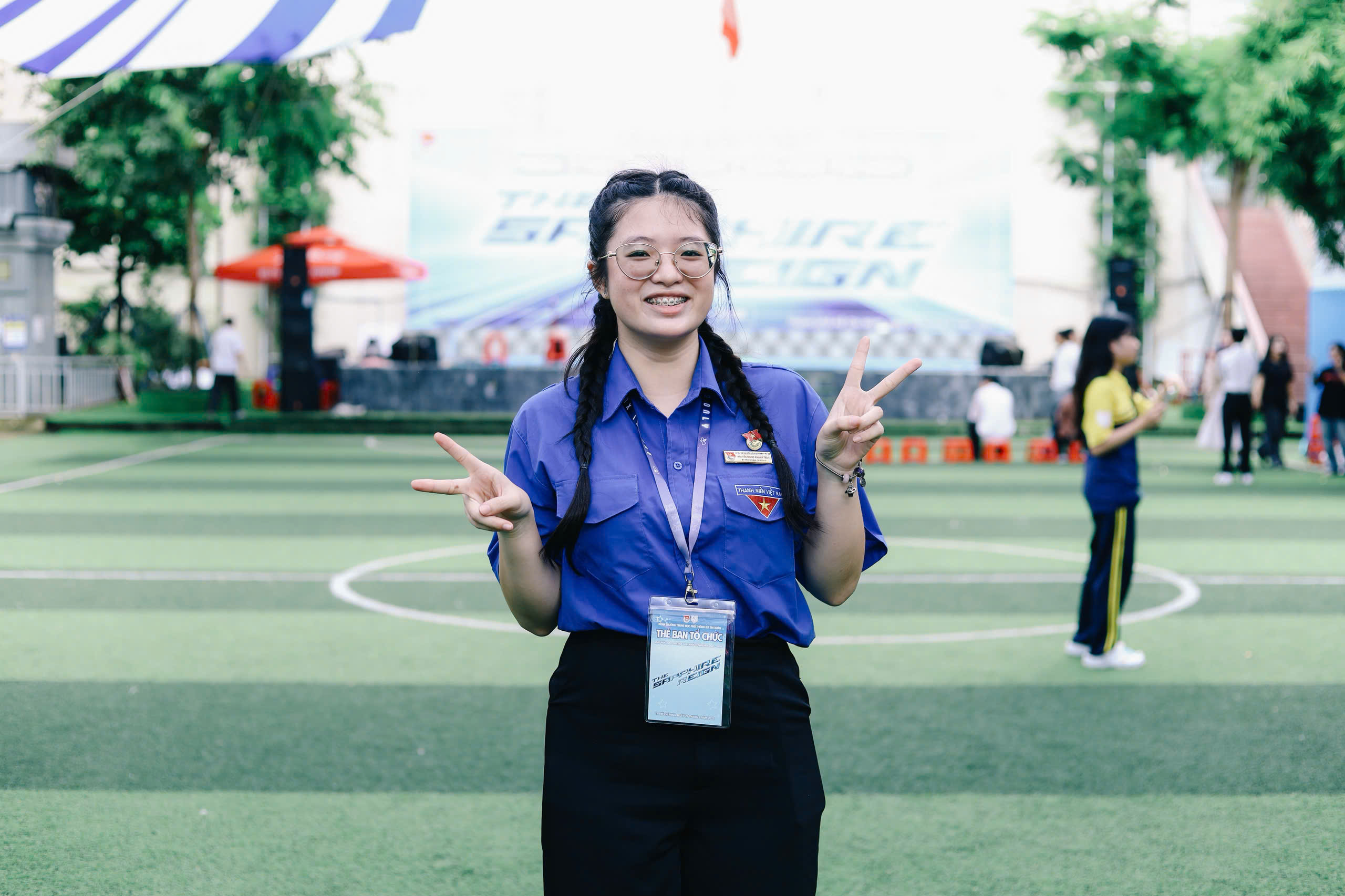 Teen Trường THPT Bùi Thị Xuân thiết kế ‘triều đại Sapphire’ chào đón ‘tân binh’ - Ảnh 33.