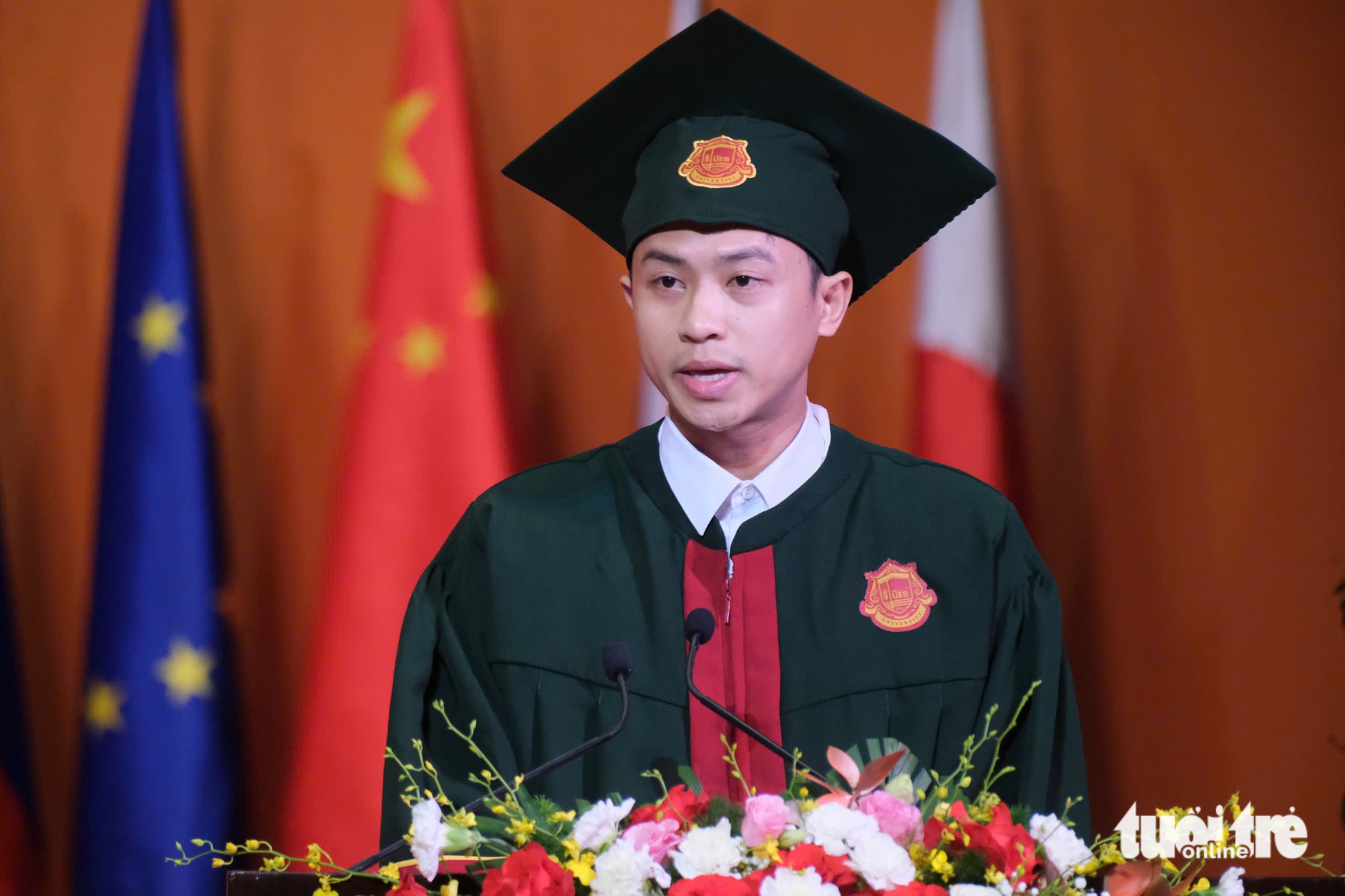 Những tài năng thể thao đầu tiên tốt nghiệp Trường đại học Kinh tế - Ảnh 1.