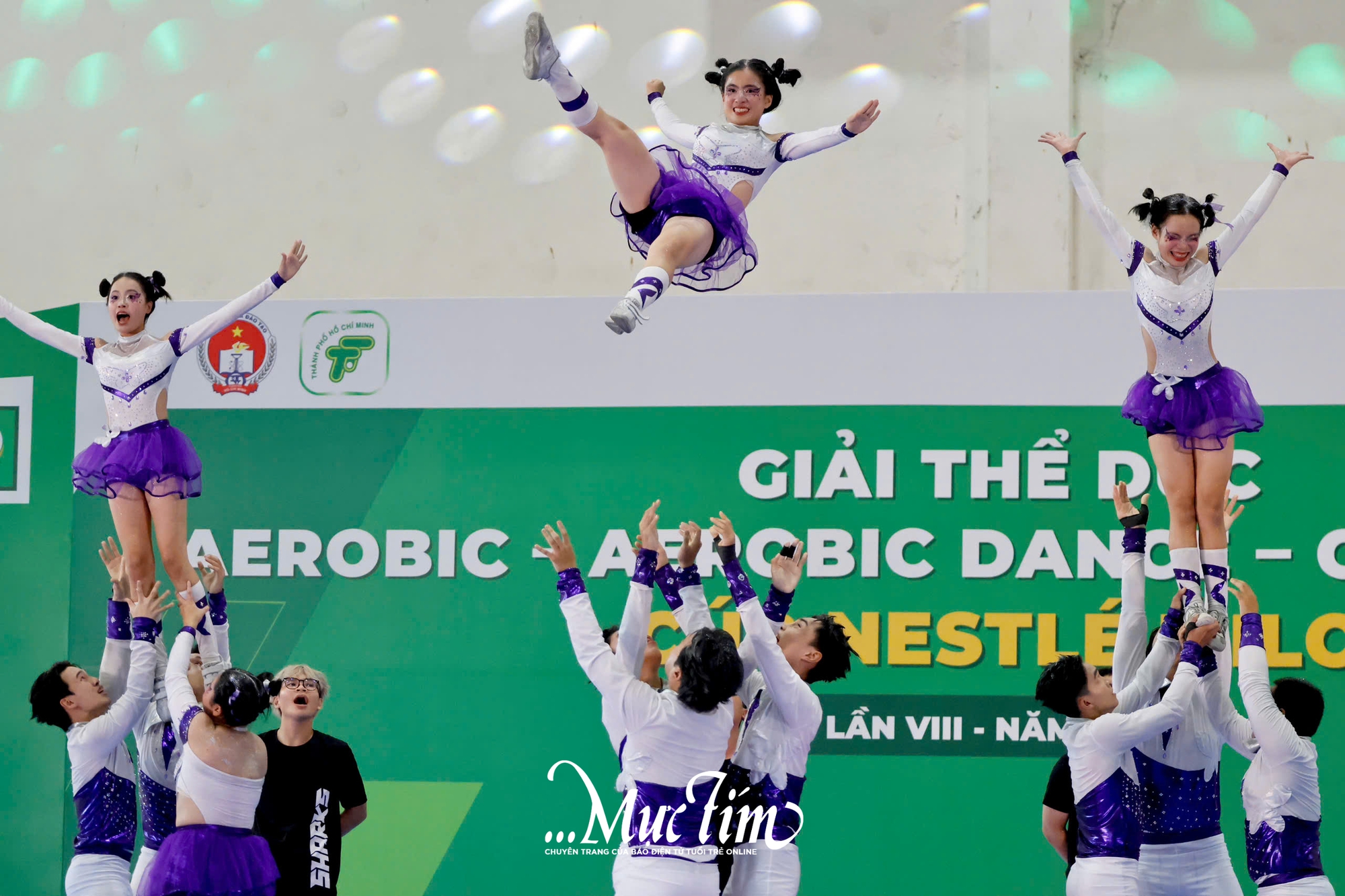 Quán quân Cheerdance Cúp Milo 2025 gọi tên Trường THPT Nguyễn Thượng Hiền và Trường THPT Trần Phú - Ảnh 12.