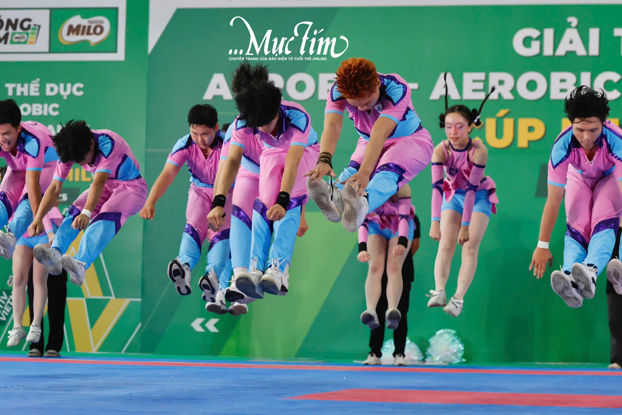 Quán quân Cheerdance Cúp Milo 2025 gọi tên Trường THPT Nguyễn Thượng Hiền và Trường THPT Trần Phú - Ảnh 18.