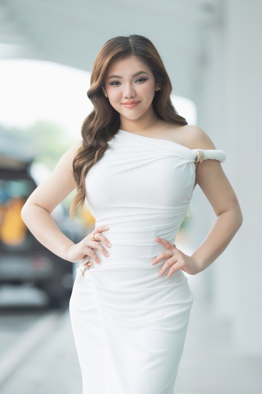 Uyên Linh - Ảnh 5.