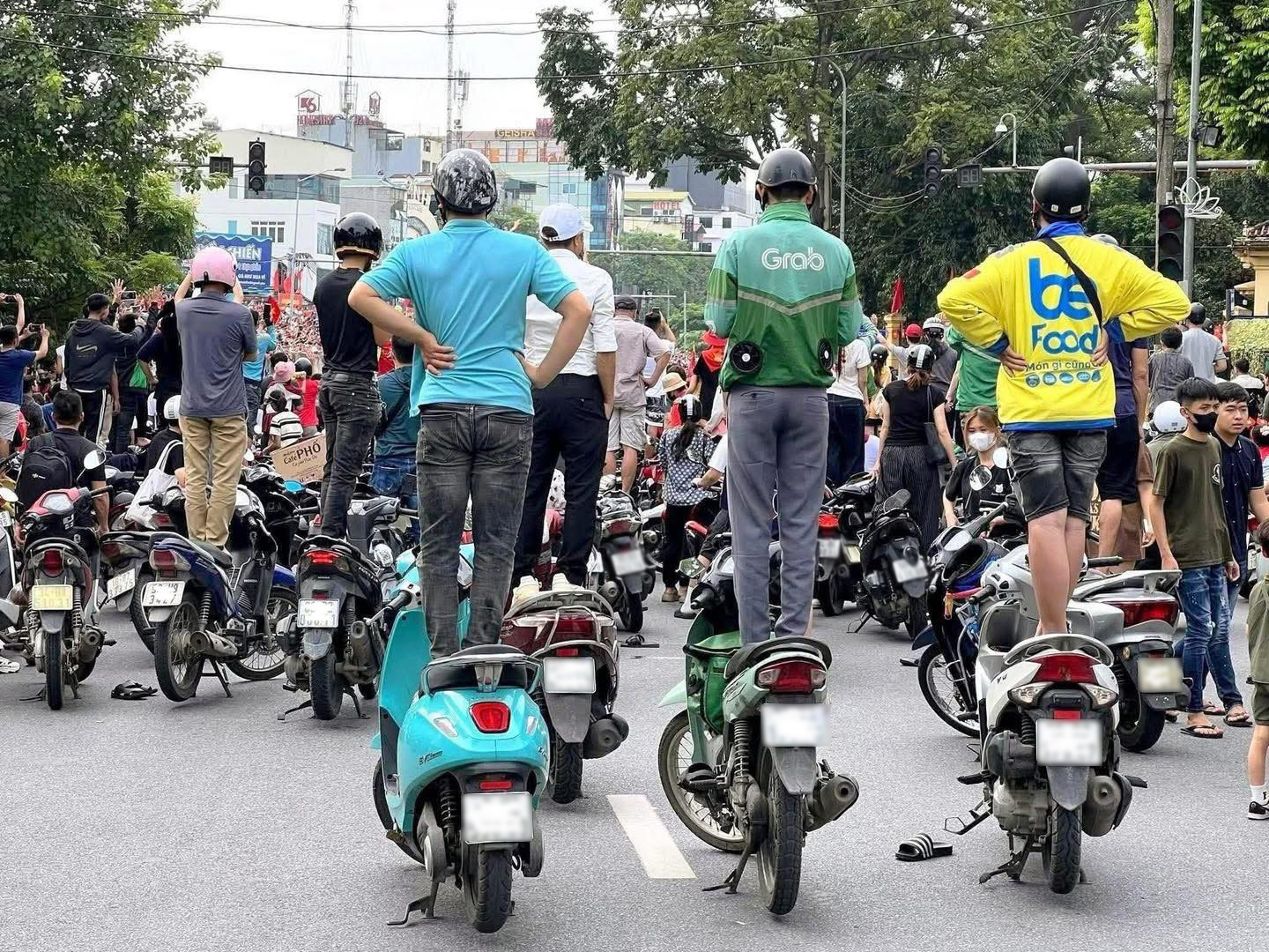anh-vui-30-8-1-17565546462711128593543.jpg