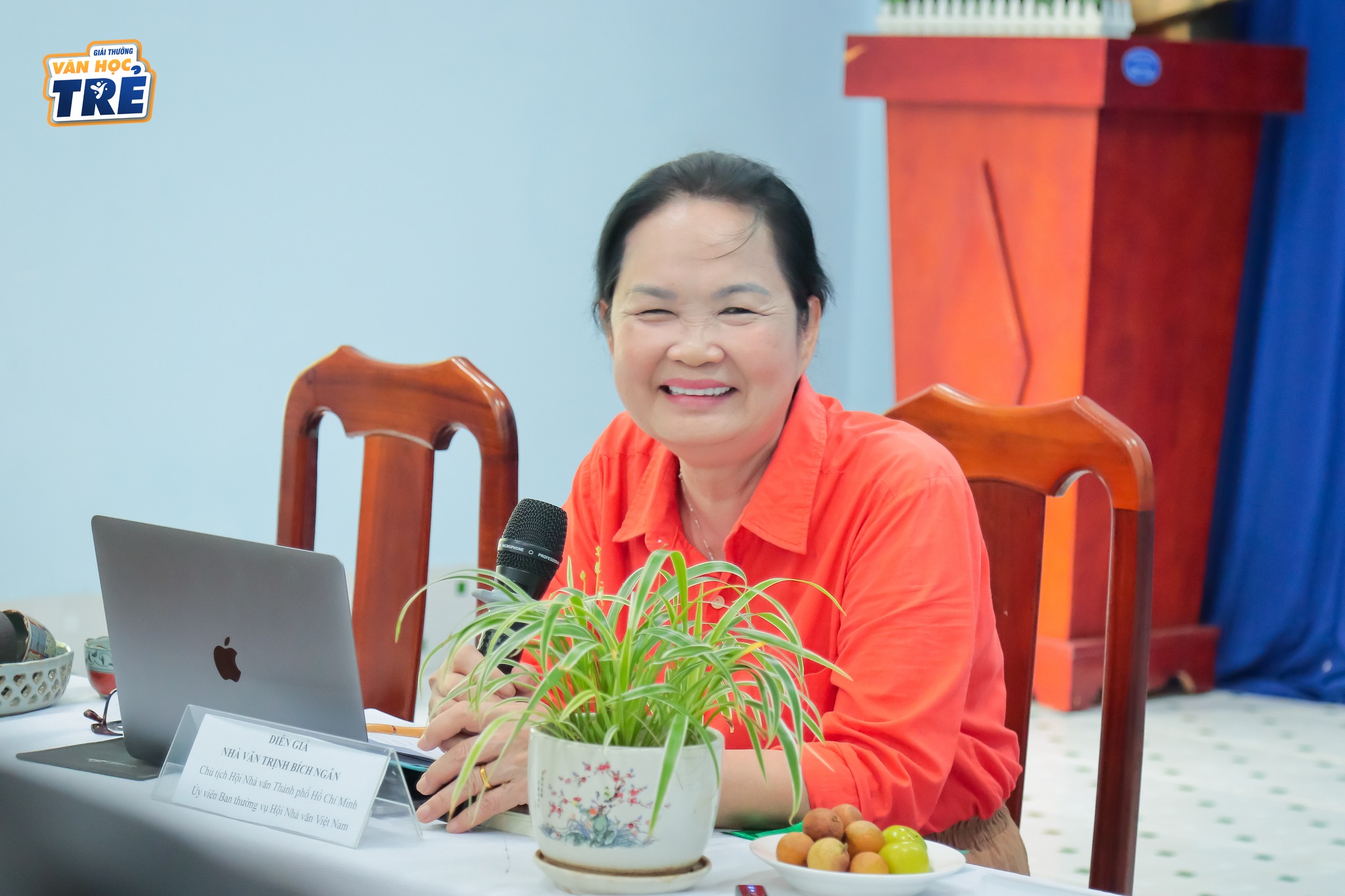 Văn chương tuổi trẻ chắp cánh bay lên - Ảnh 5. văn học trẻ - Ảnh 5.