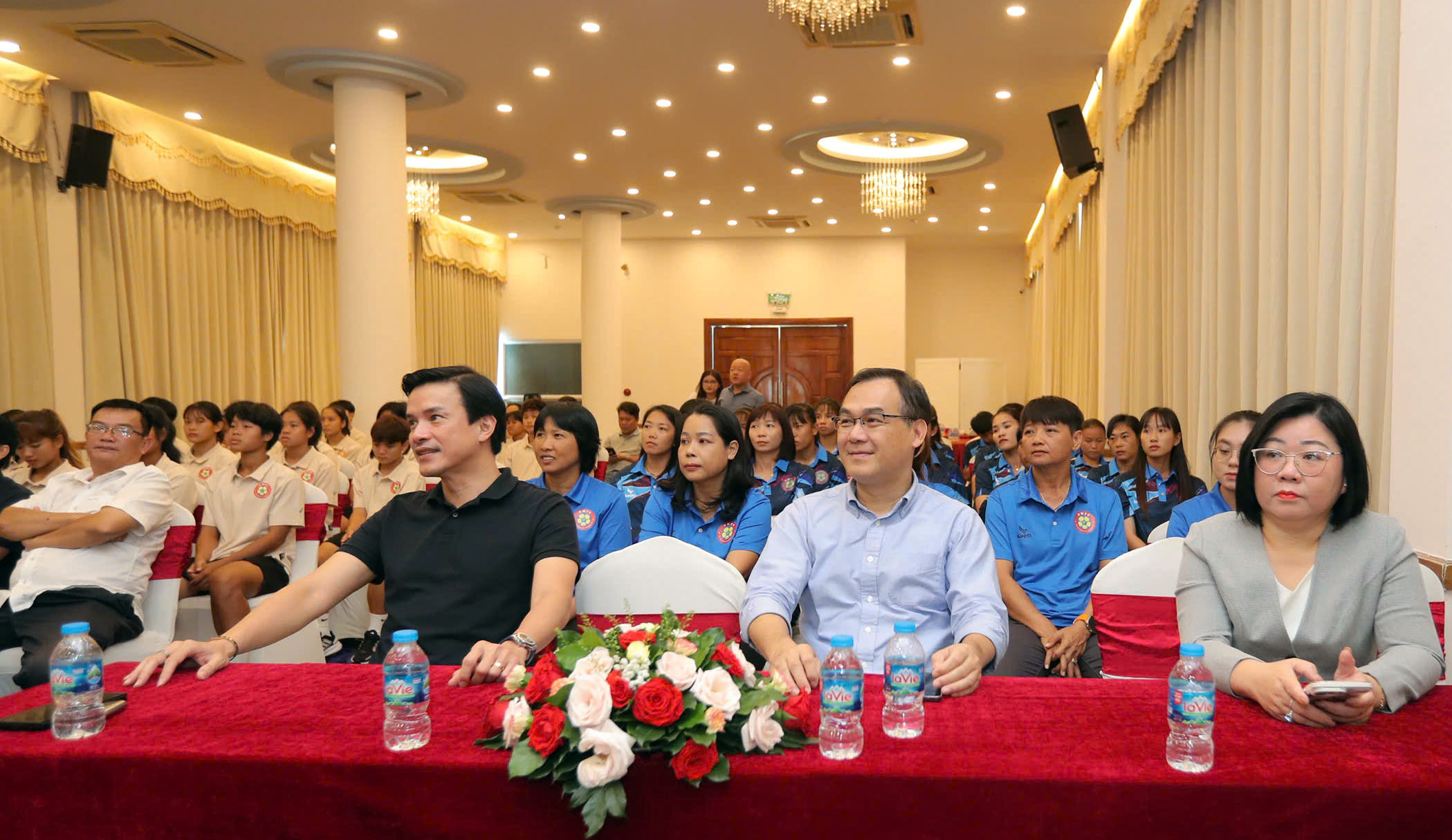 CLB nữ TP.HCM quyết tâm có chức vô địch thứ 14 - Ảnh 2.