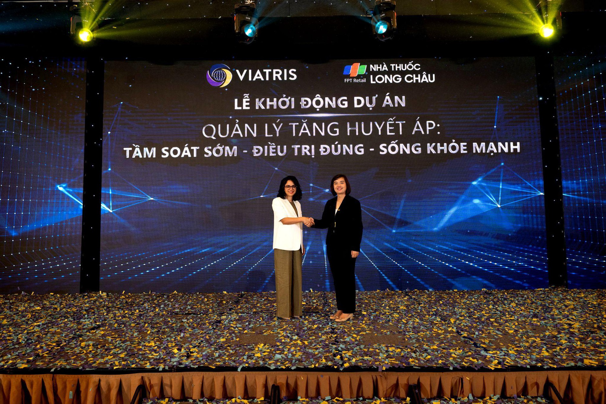 Long Châu cùng Viatris khởi động dự án tầm soát tăng huyết áp toàn quốc - Ảnh 1.