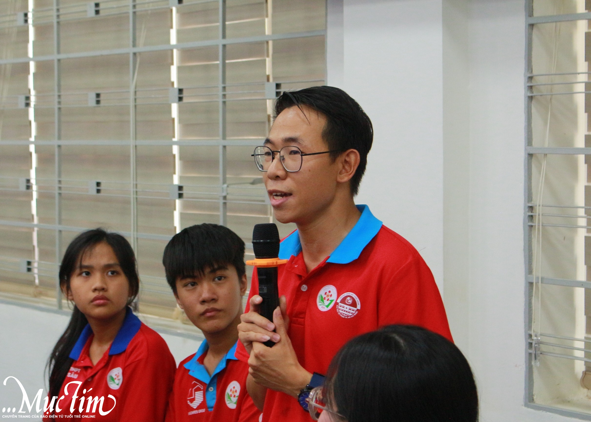 Nhìn lại hành trình 20 mùa rực rỡ của Chiến dịch tình nguyện Hoa phượng đỏ- Ảnh 2.
