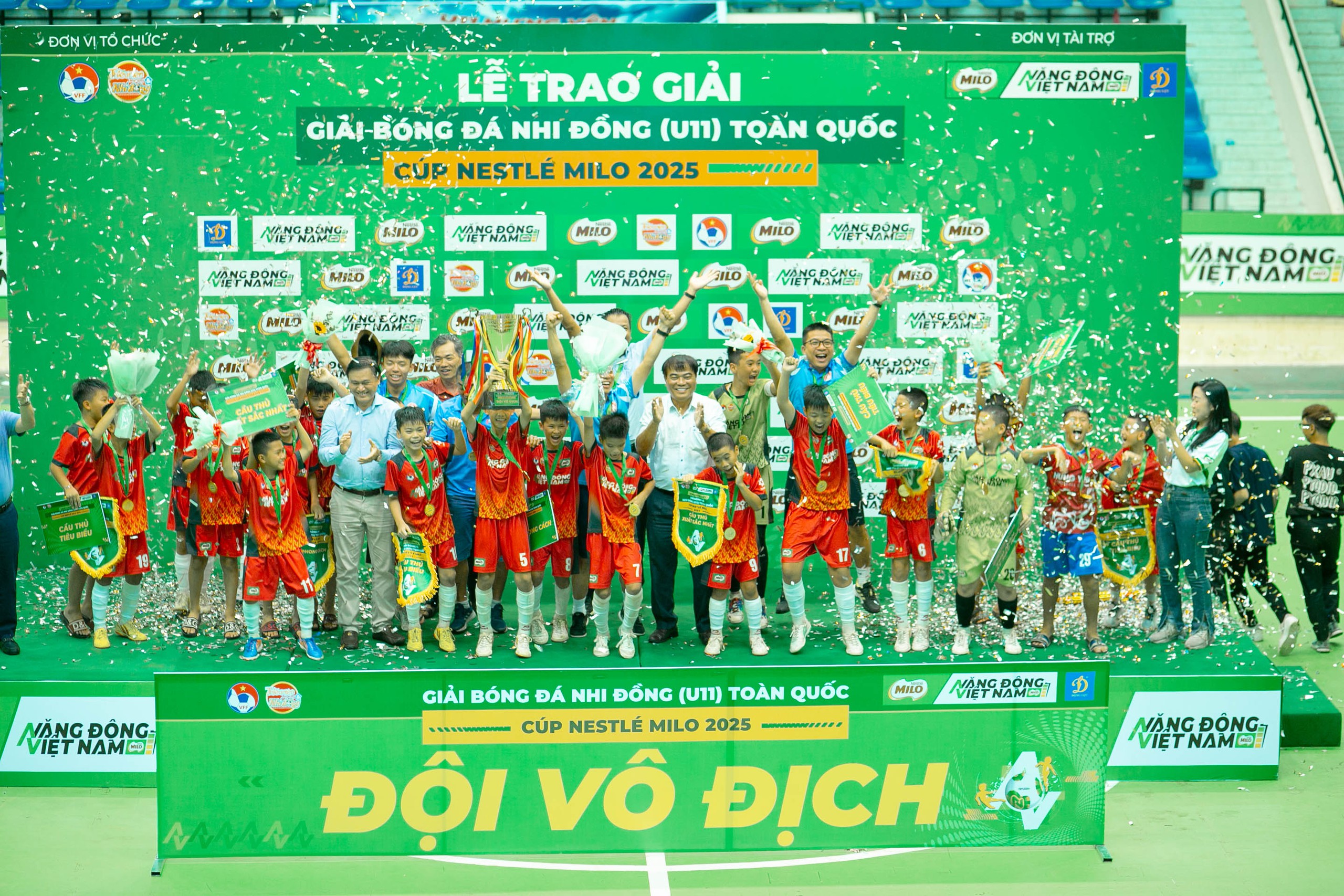 U11 Hưng Yên vô địch Giải Bóng đá Nhi đồng Toàn quốc - Ảnh 1.