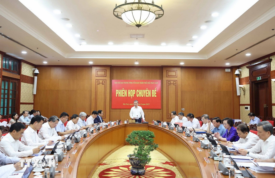 Tổng Bí thư - Ảnh 2.
