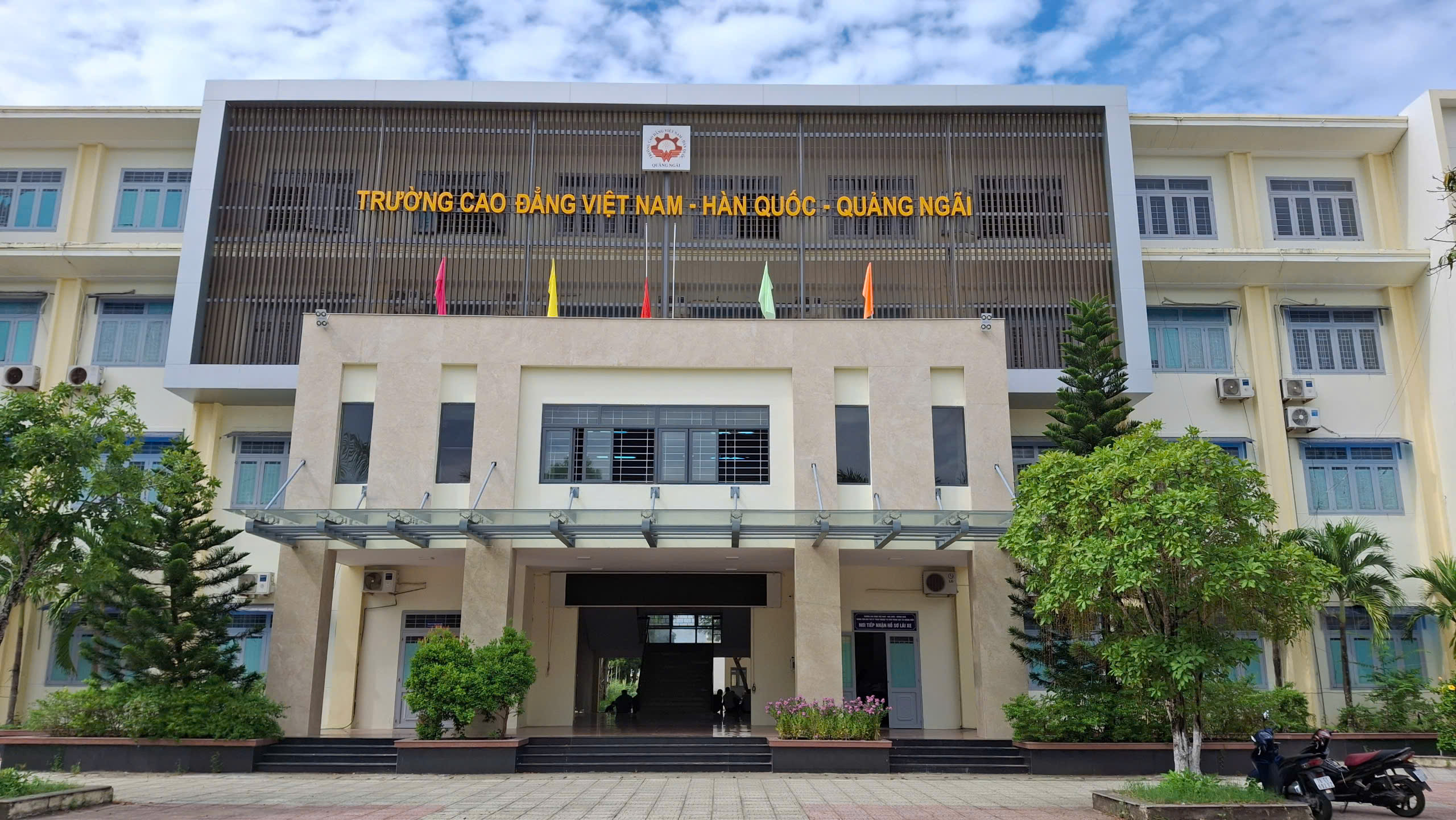 giảng viên - Ảnh 2.