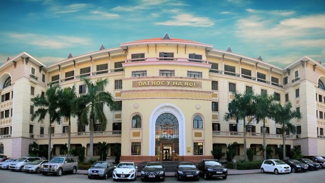 Sáp nhập hai bệnh viện trung ương về Đại học Y Hà Nội - Ảnh 1.
