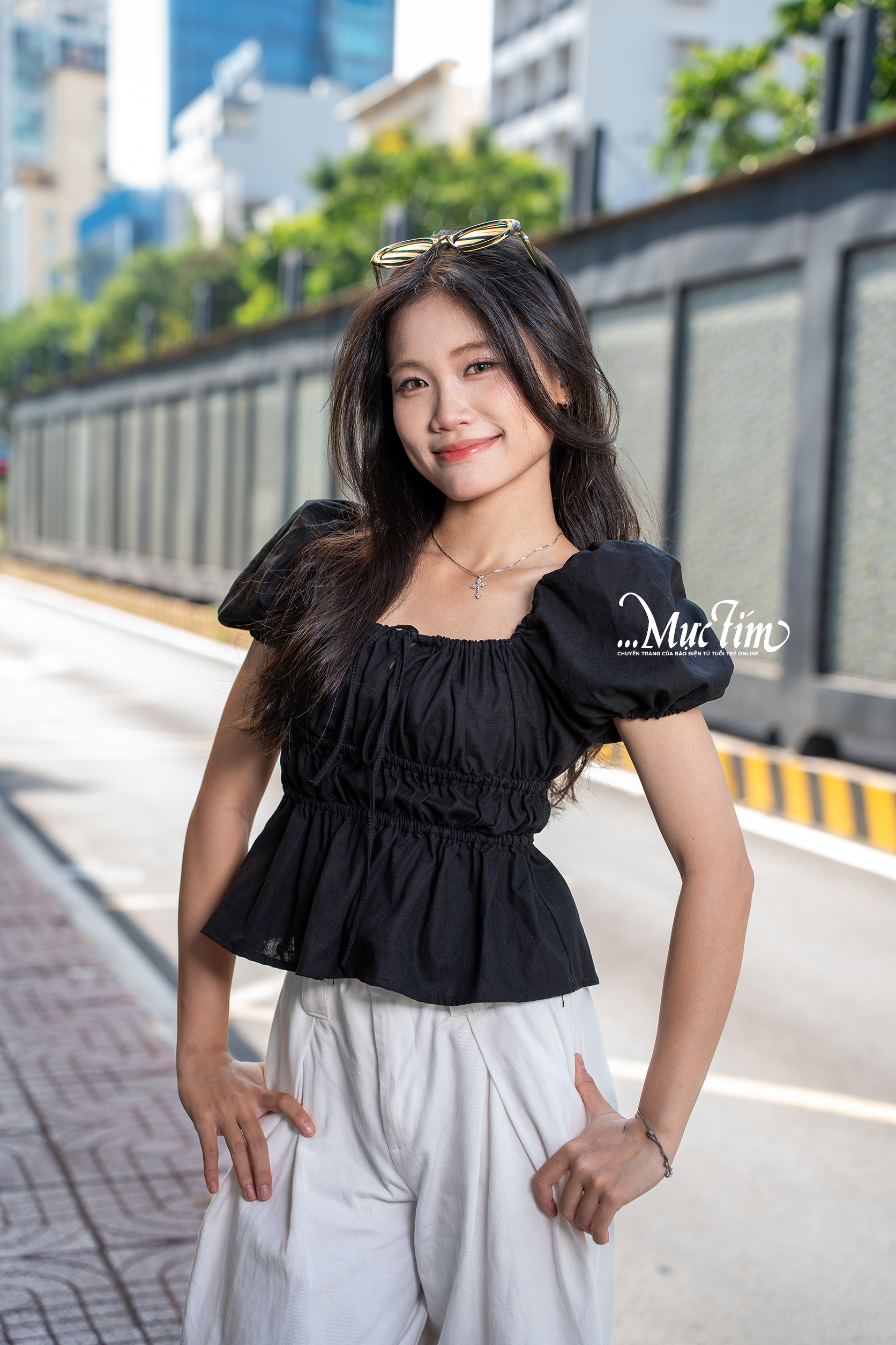 Bật mí về cô nàng thích... bay của Trường THPT Nguyễn Thị Minh Khai - Ảnh 2.